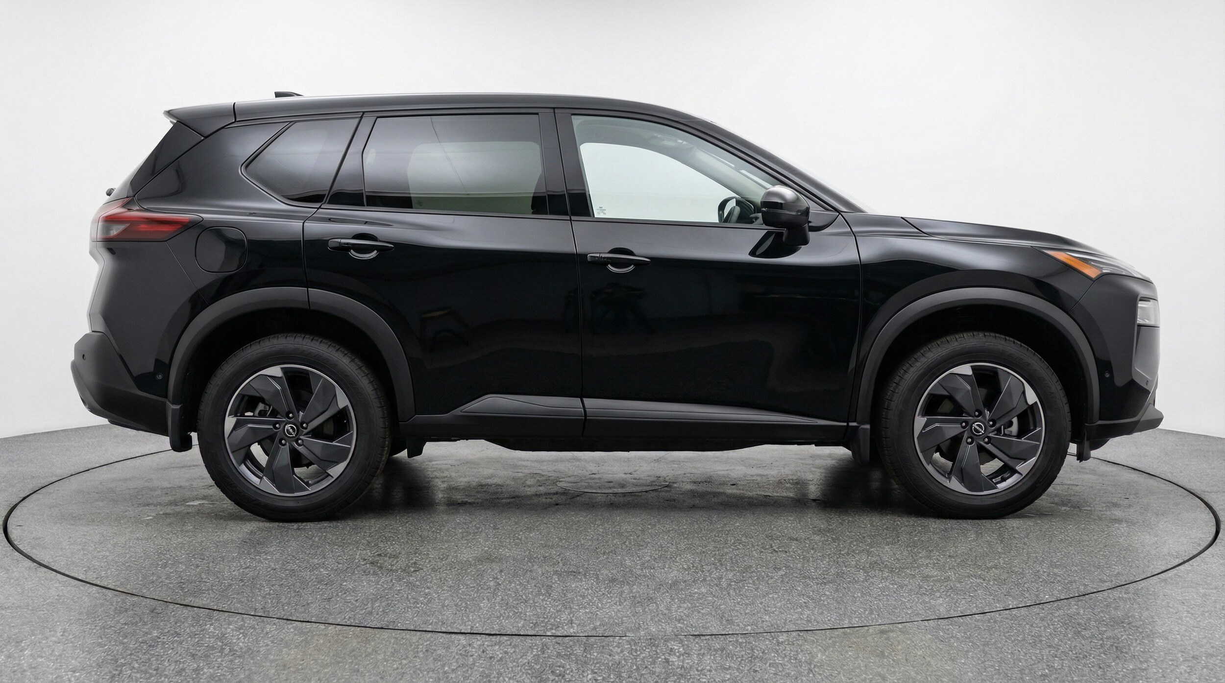 Thumbnail: 2025 Nissan Rogue - 8