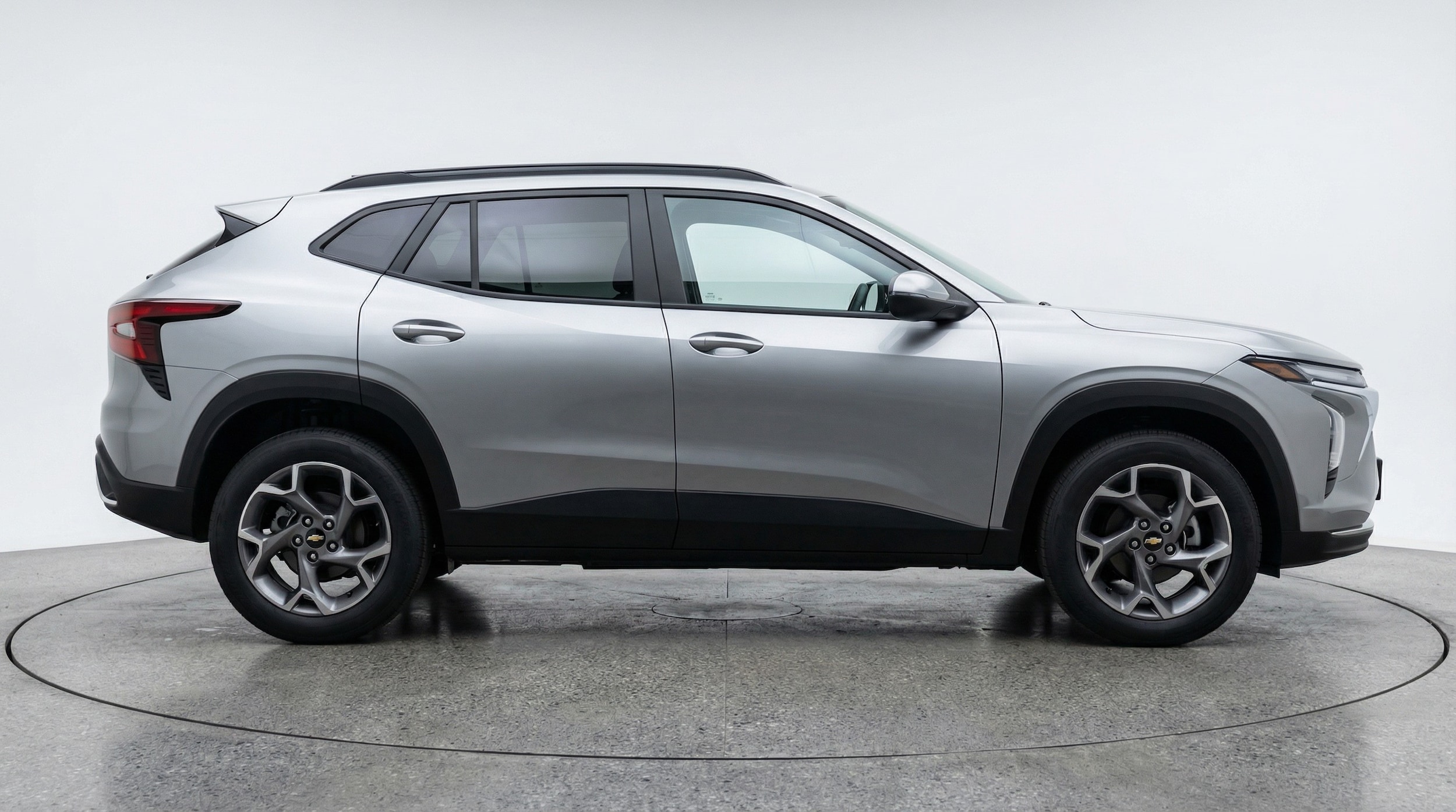 Thumbnail: 2025 Chevrolet Trax - 8