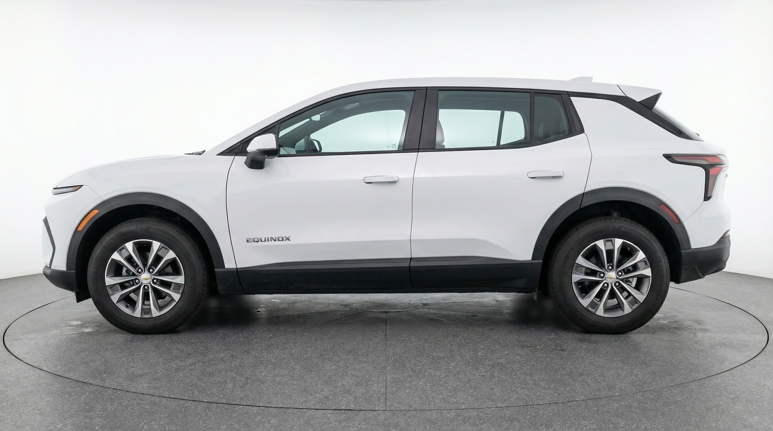 Thumbnail: 2025 Chevrolet Equinox - 4