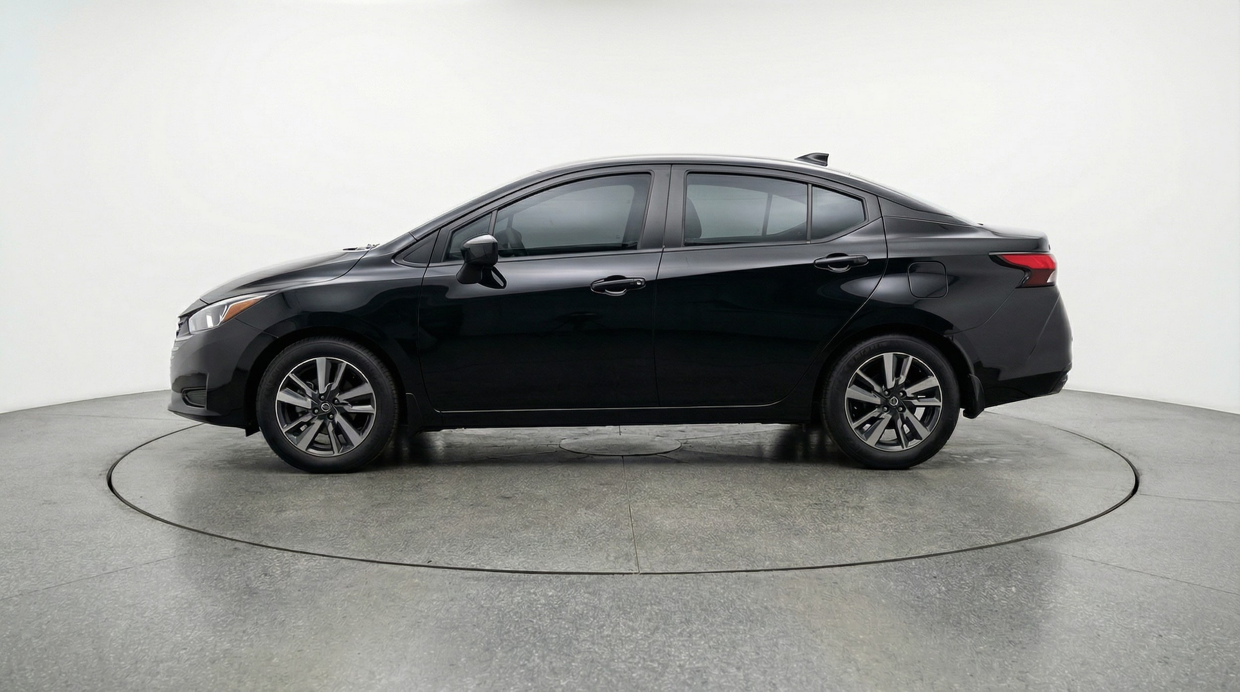 Thumbnail: 2025 Nissan Versa - 4