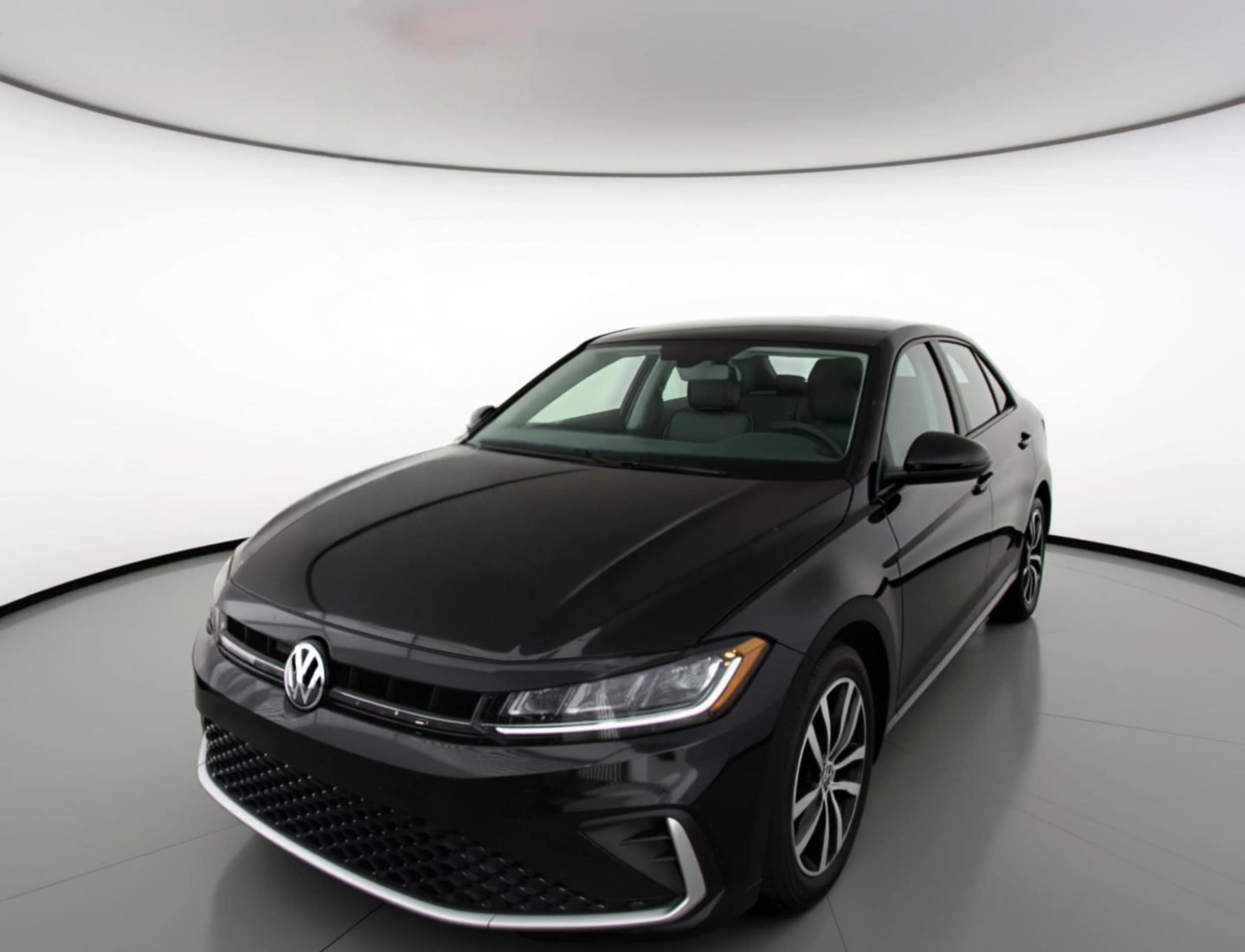 Thumbnail: 2025 Volkswagen Jetta - 3