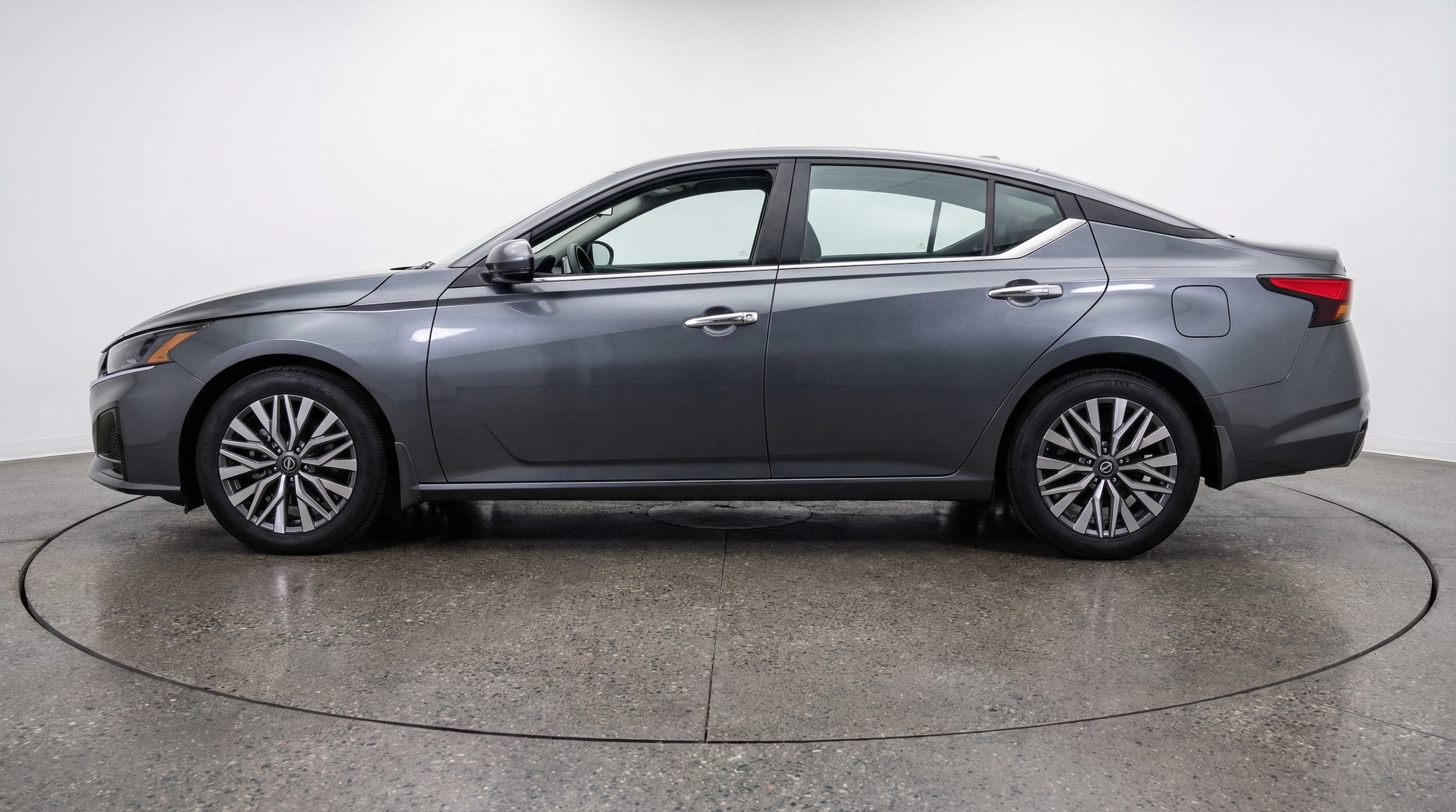 Thumbnail: 2025 Nissan Altima - 4