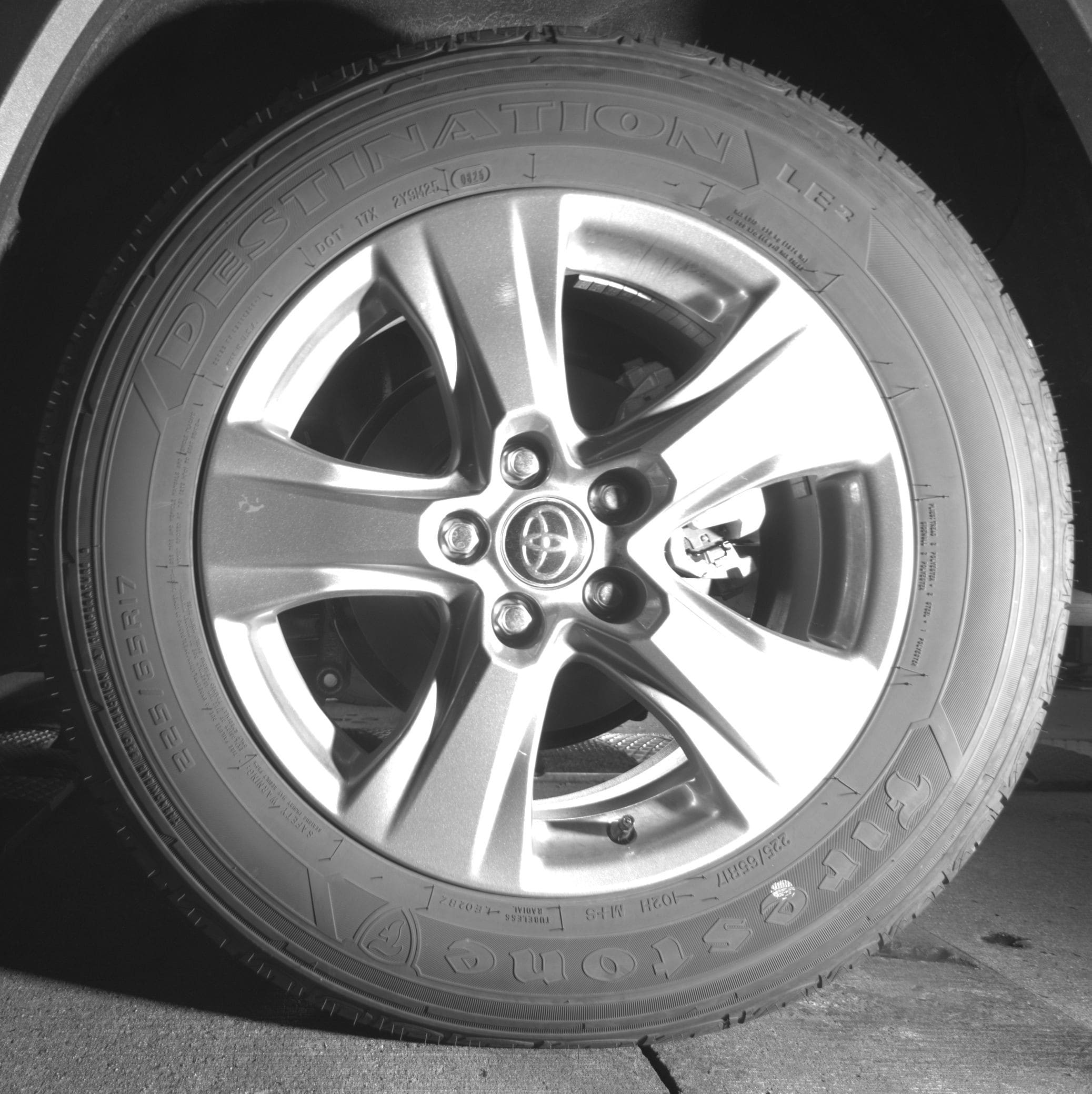 Thumbnail: 2025 Toyota RAV4 - 11