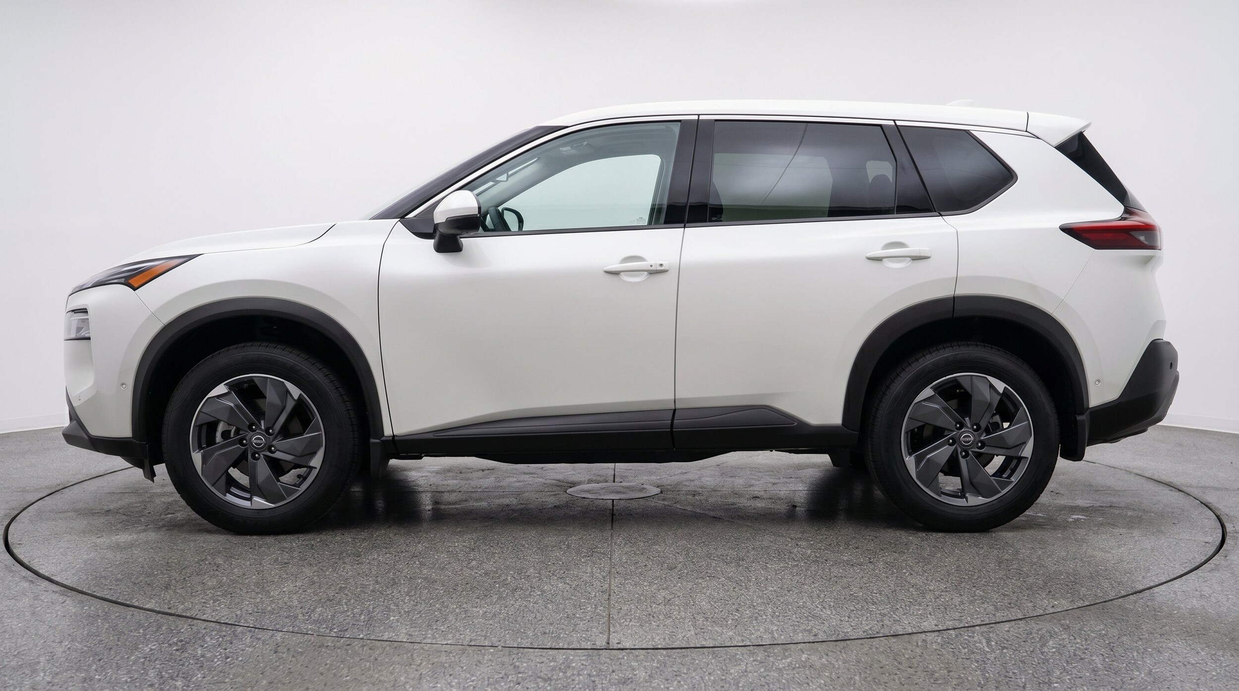 Thumbnail: 2025 Nissan Rogue - 5
