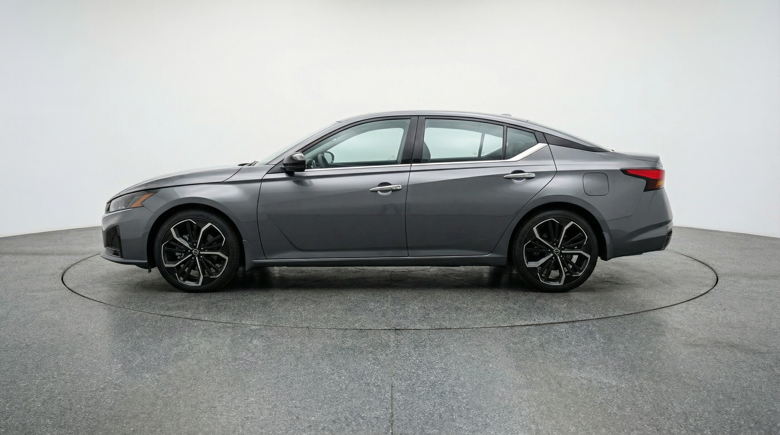 Thumbnail: 2025 Nissan Altima - 4
