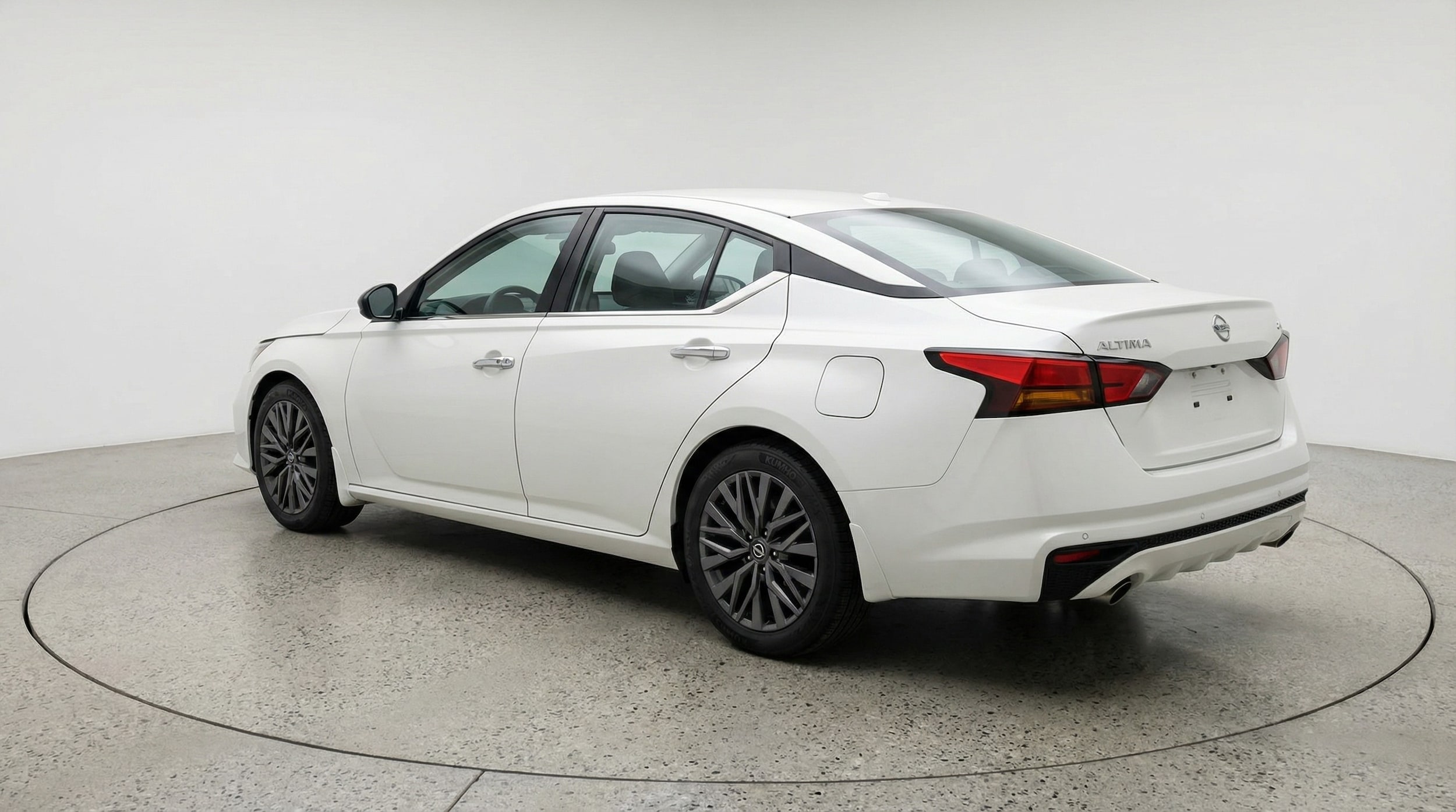 Thumbnail: 2025 Nissan Altima - 5