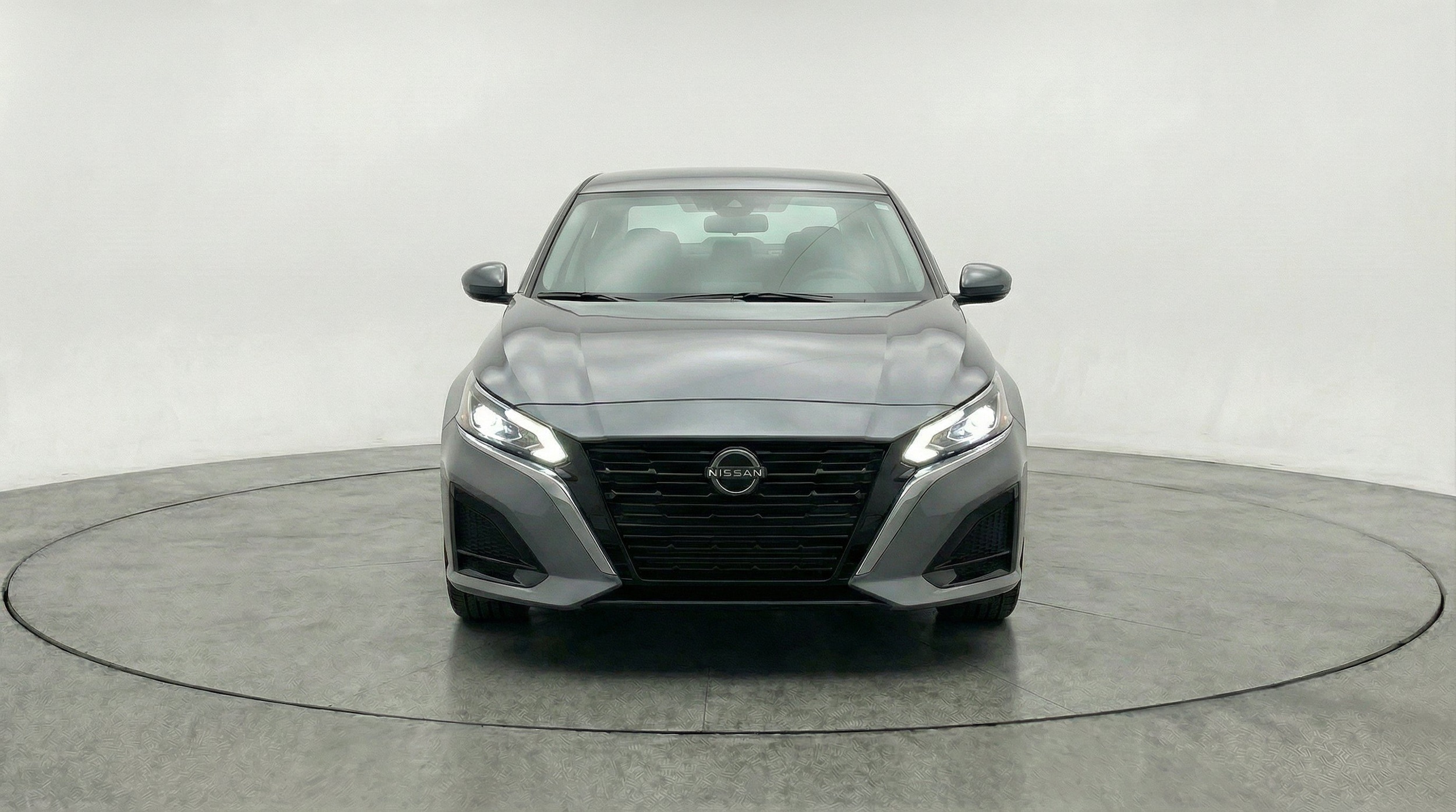 Thumbnail: 2025 Nissan Altima - 2