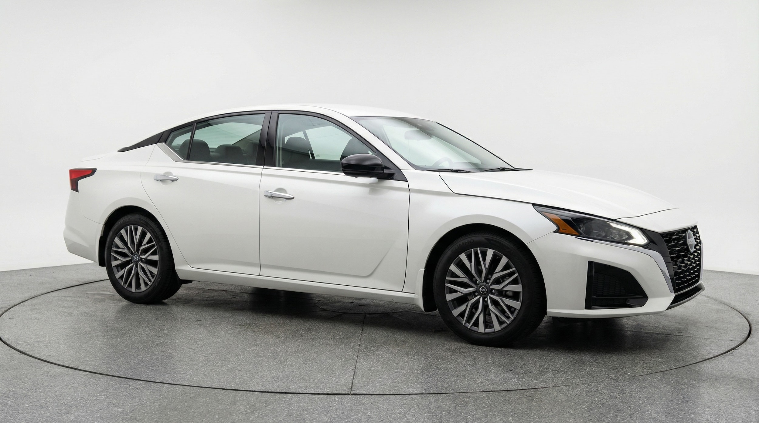 Thumbnail: 2025 Nissan Altima - 1