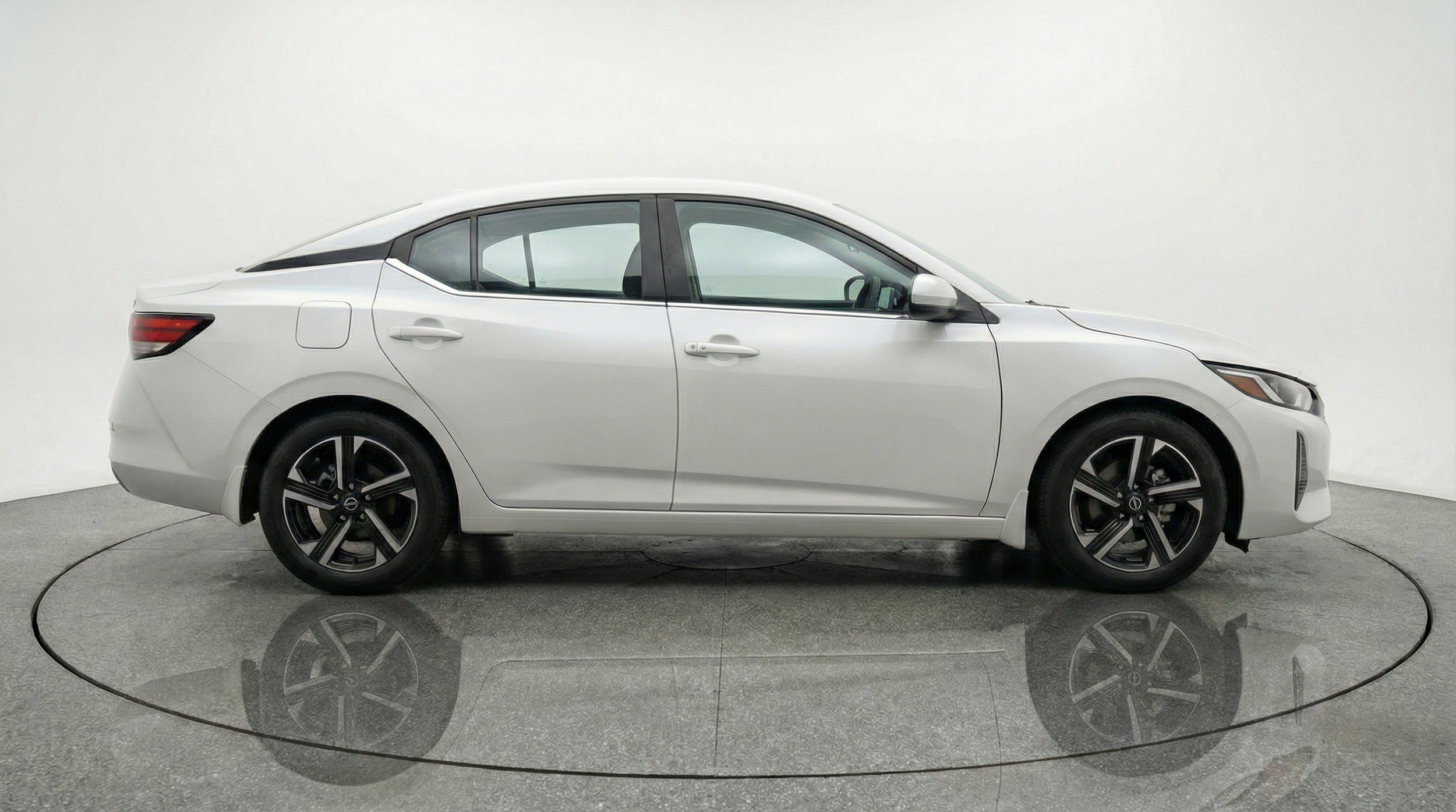 Thumbnail: 2025 Nissan Sentra - 11