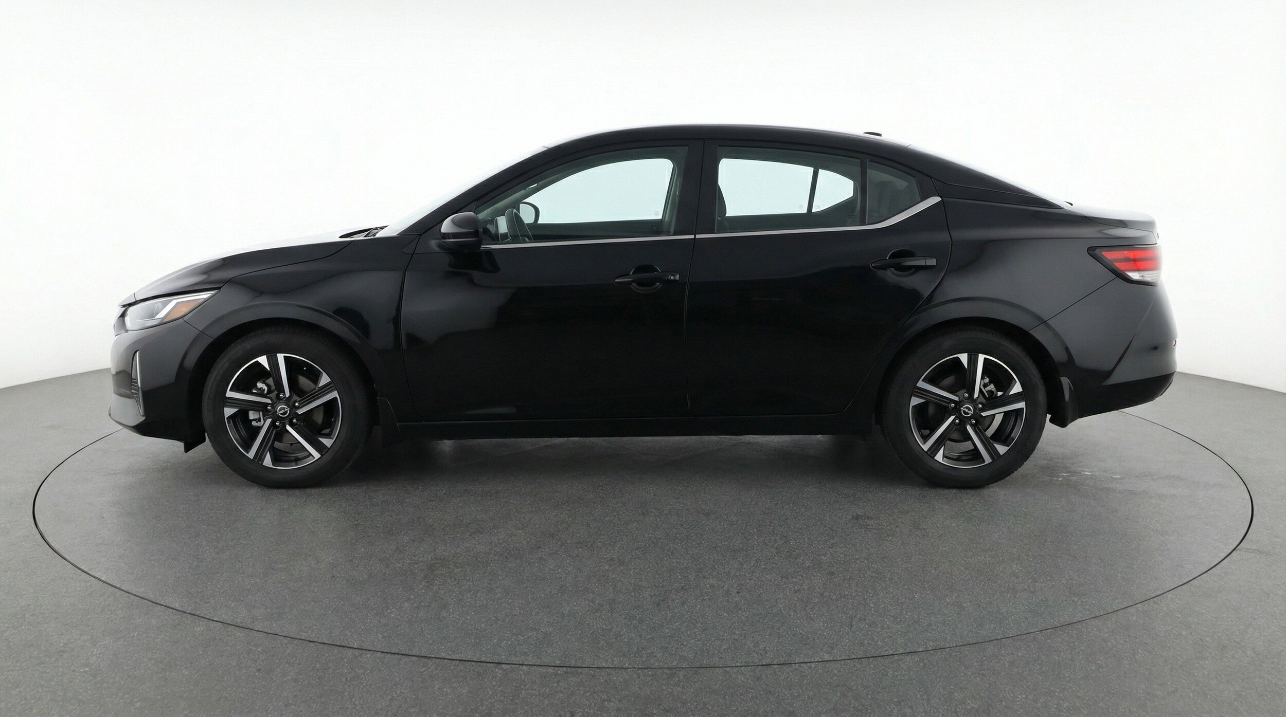 Thumbnail: 2025 Nissan Sentra - 5