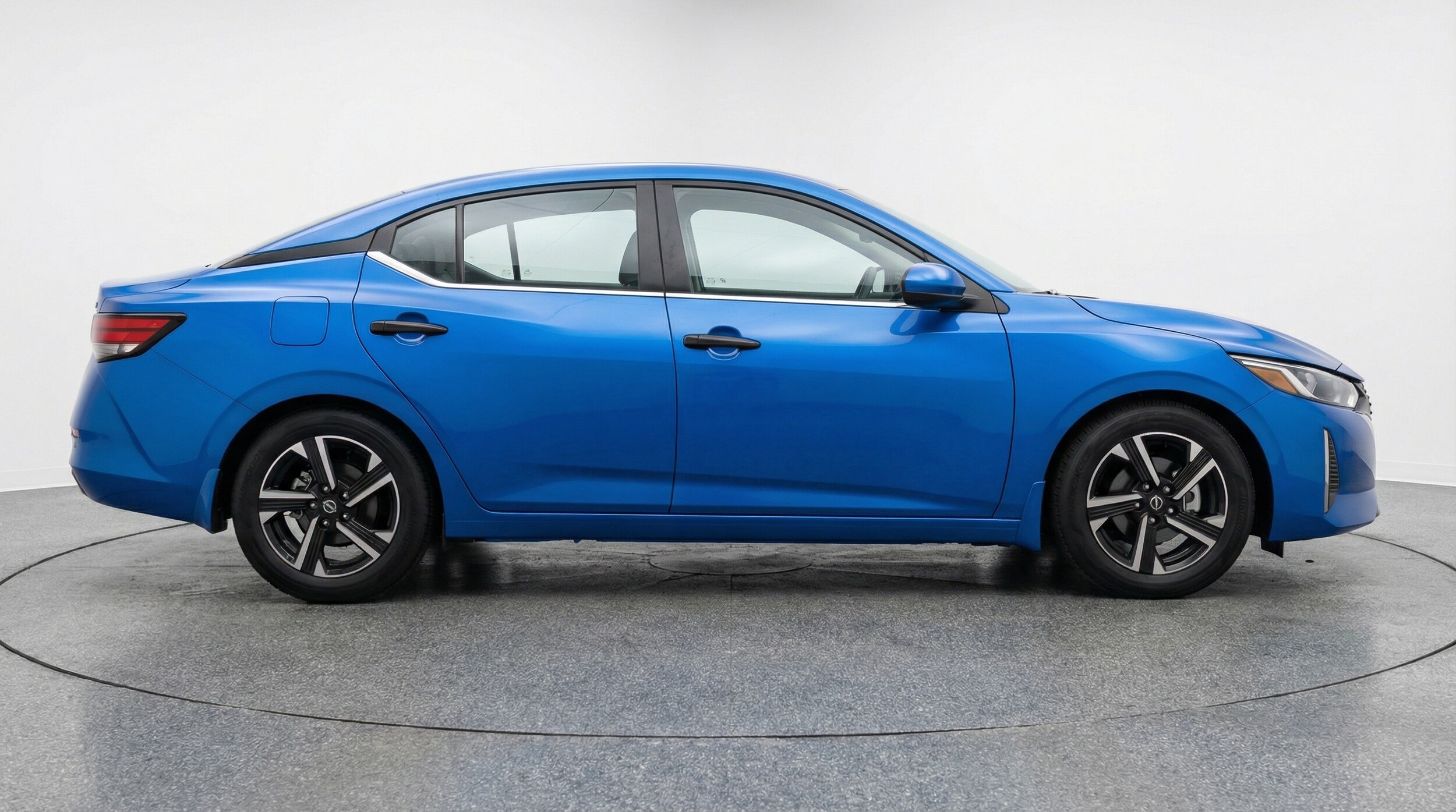 Thumbnail: 2025 Nissan Sentra - 8