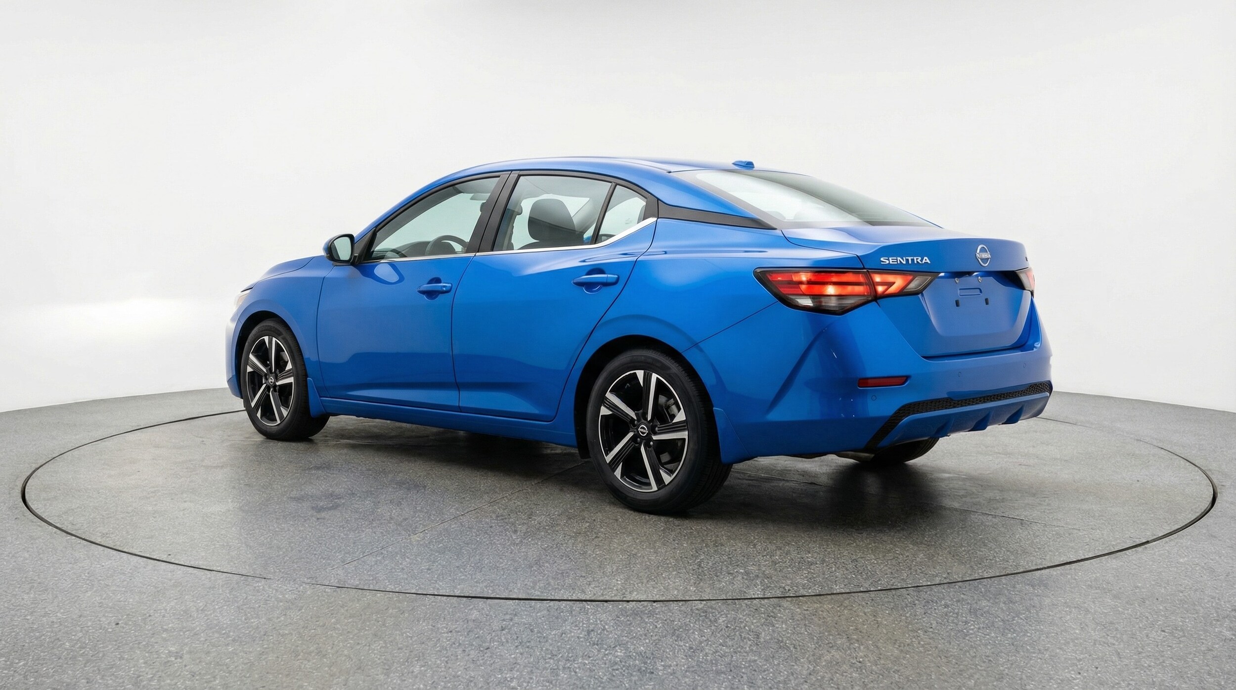 Thumbnail: 2025 Nissan Sentra - 5