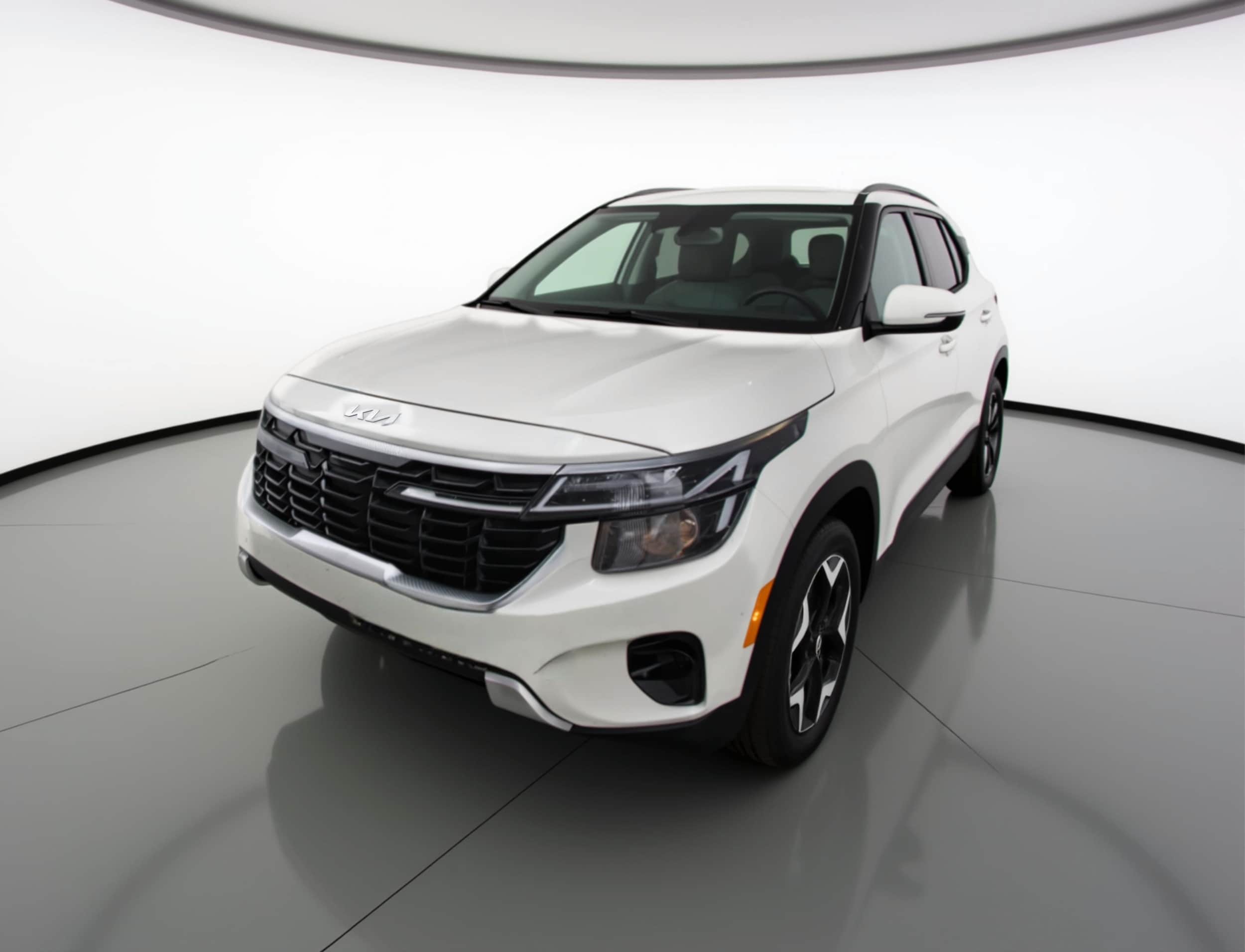 Thumbnail: 2025 Kia Seltos - 3