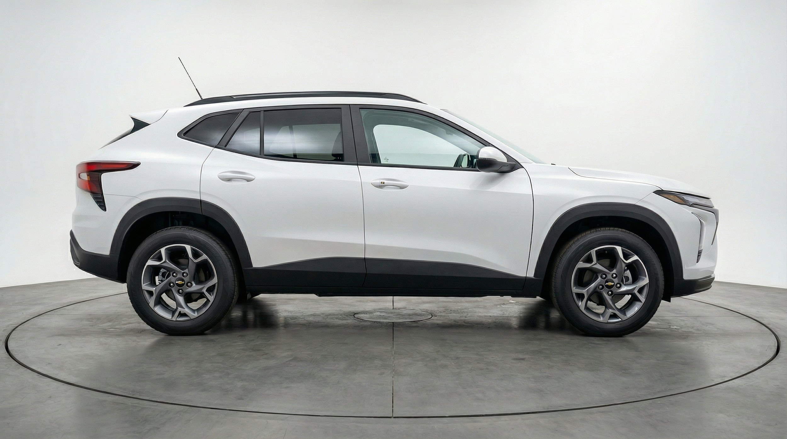 Thumbnail: 2025 Chevrolet Trax - 10