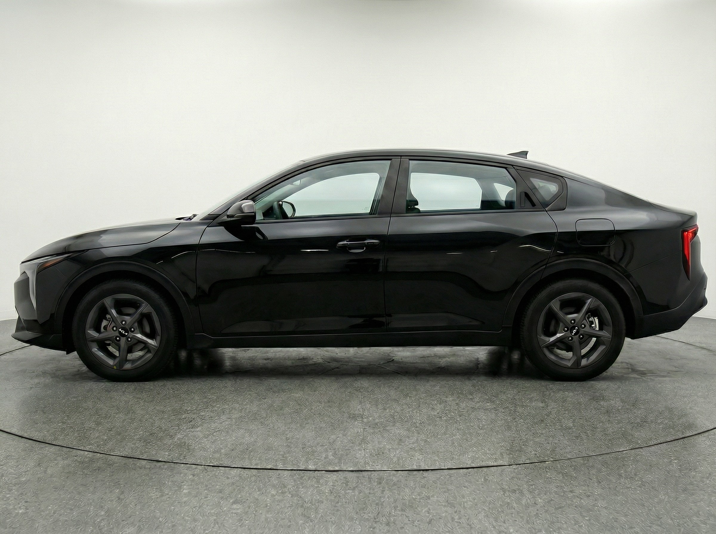 Thumbnail: 2025 Kia K4 - 4