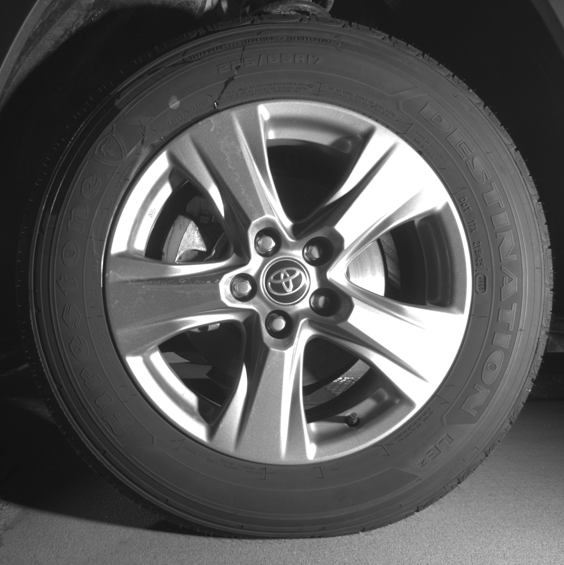 Thumbnail: 2025 Toyota RAV4 - 9