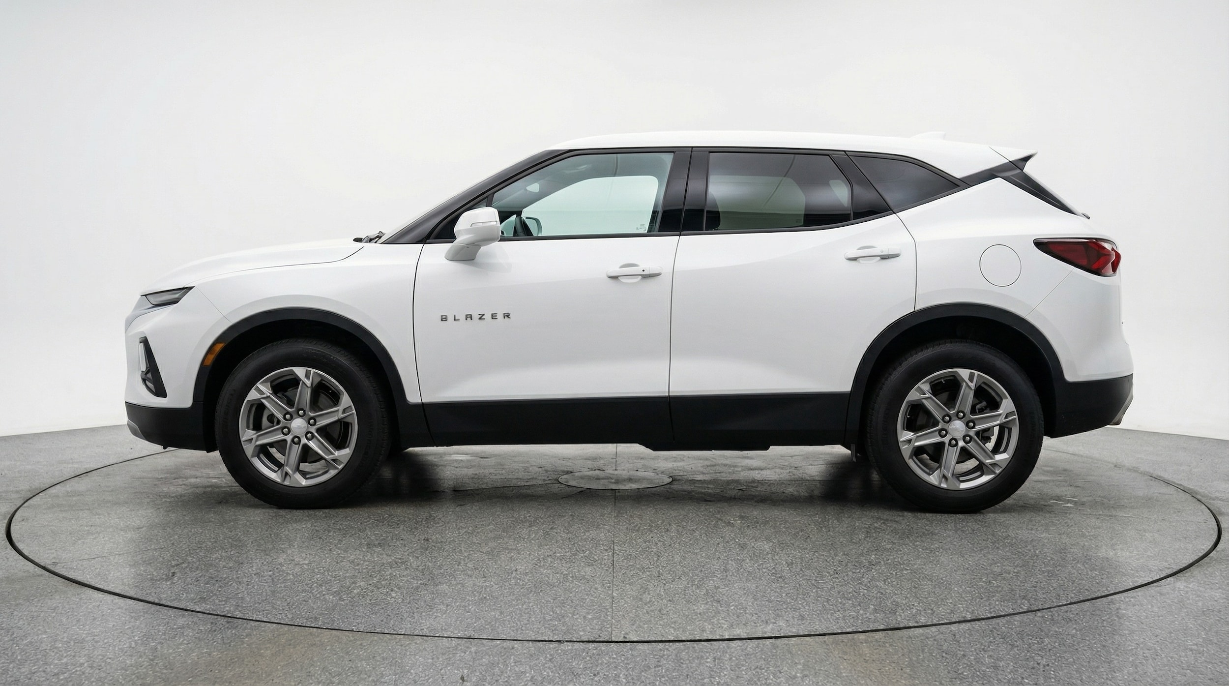 Thumbnail: 2025 Chevrolet Blazer - 4