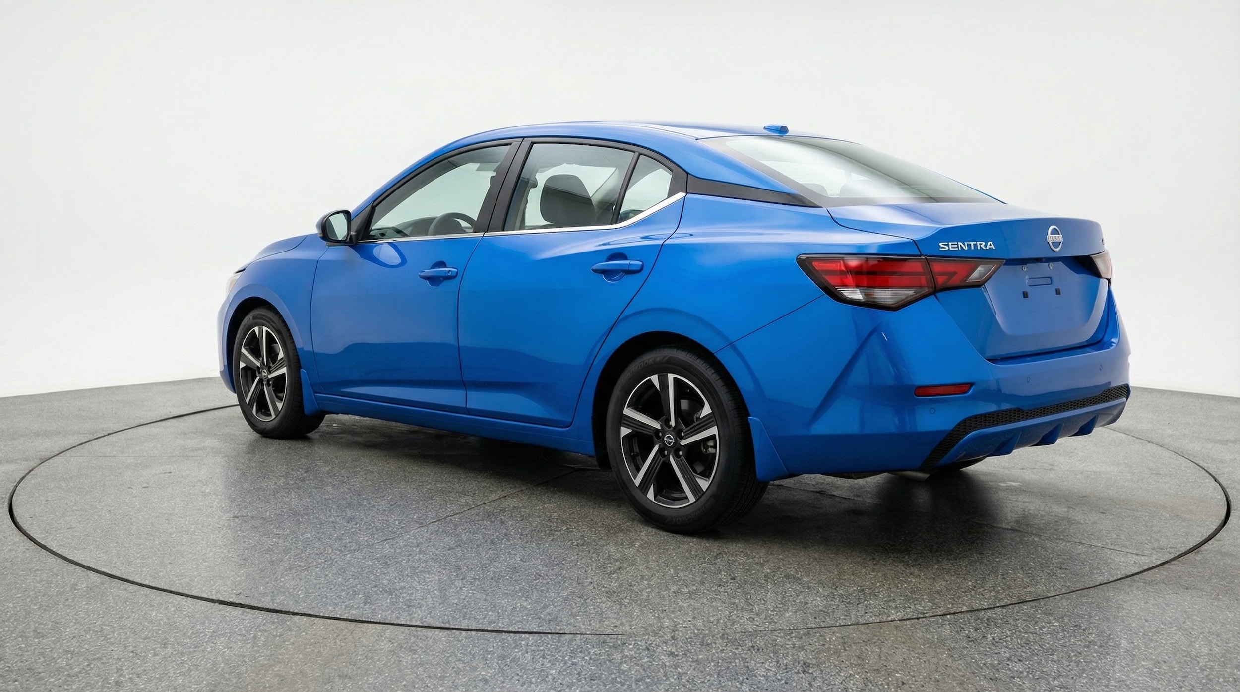 Thumbnail: 2025 Nissan Sentra - 5