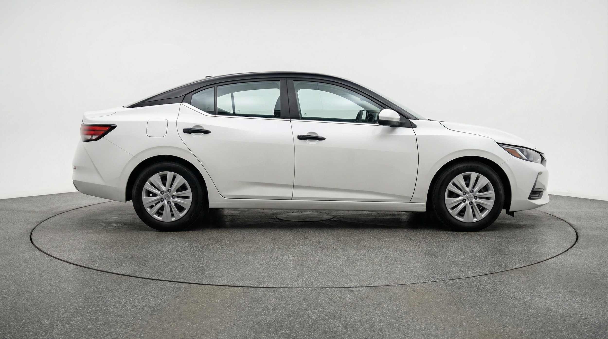 Thumbnail: 2025 Nissan Sentra - 8