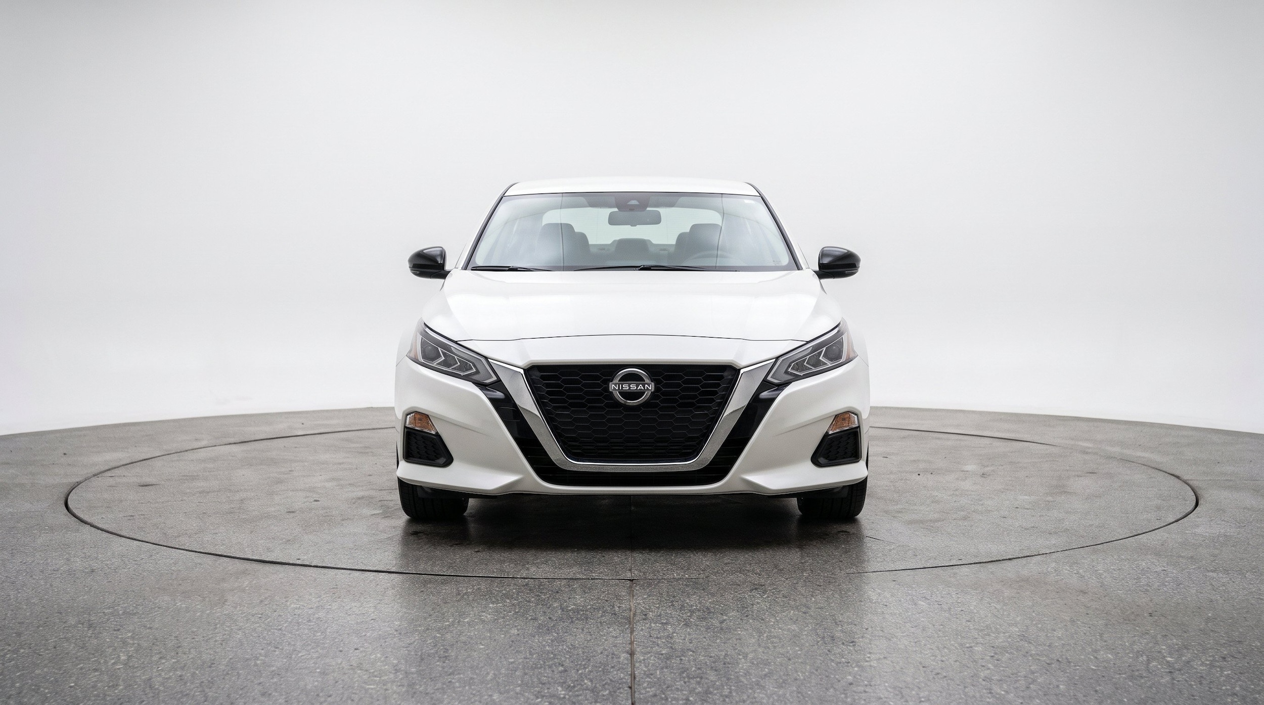 Thumbnail: 2025 Nissan Altima - 2