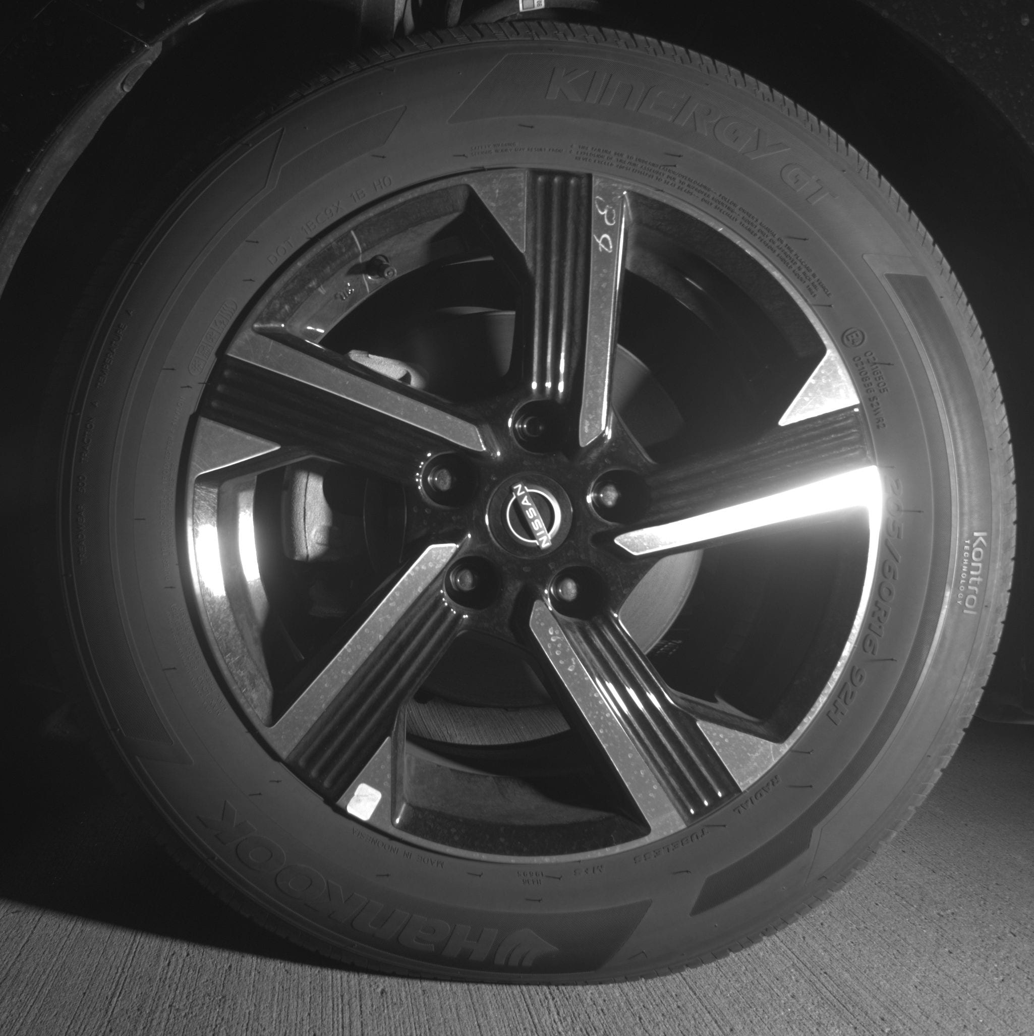 Thumbnail: 2025 Nissan Sentra - 9