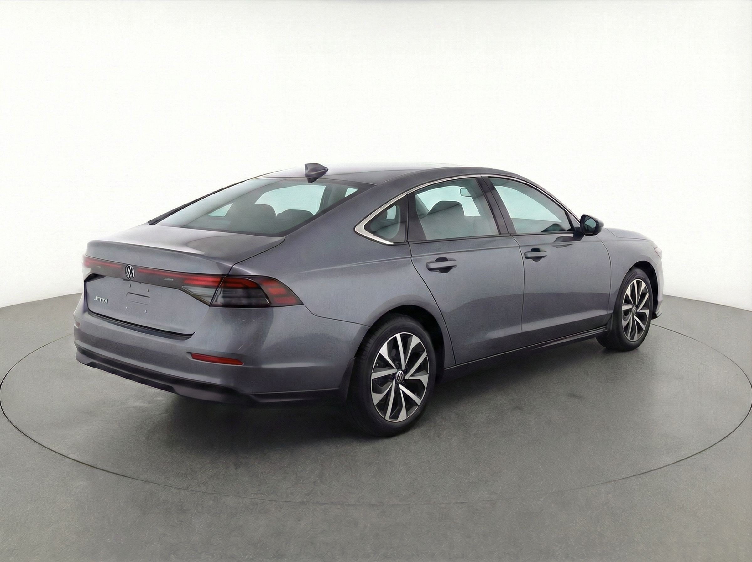 Thumbnail: 2024 Volkswagen Jetta - 9