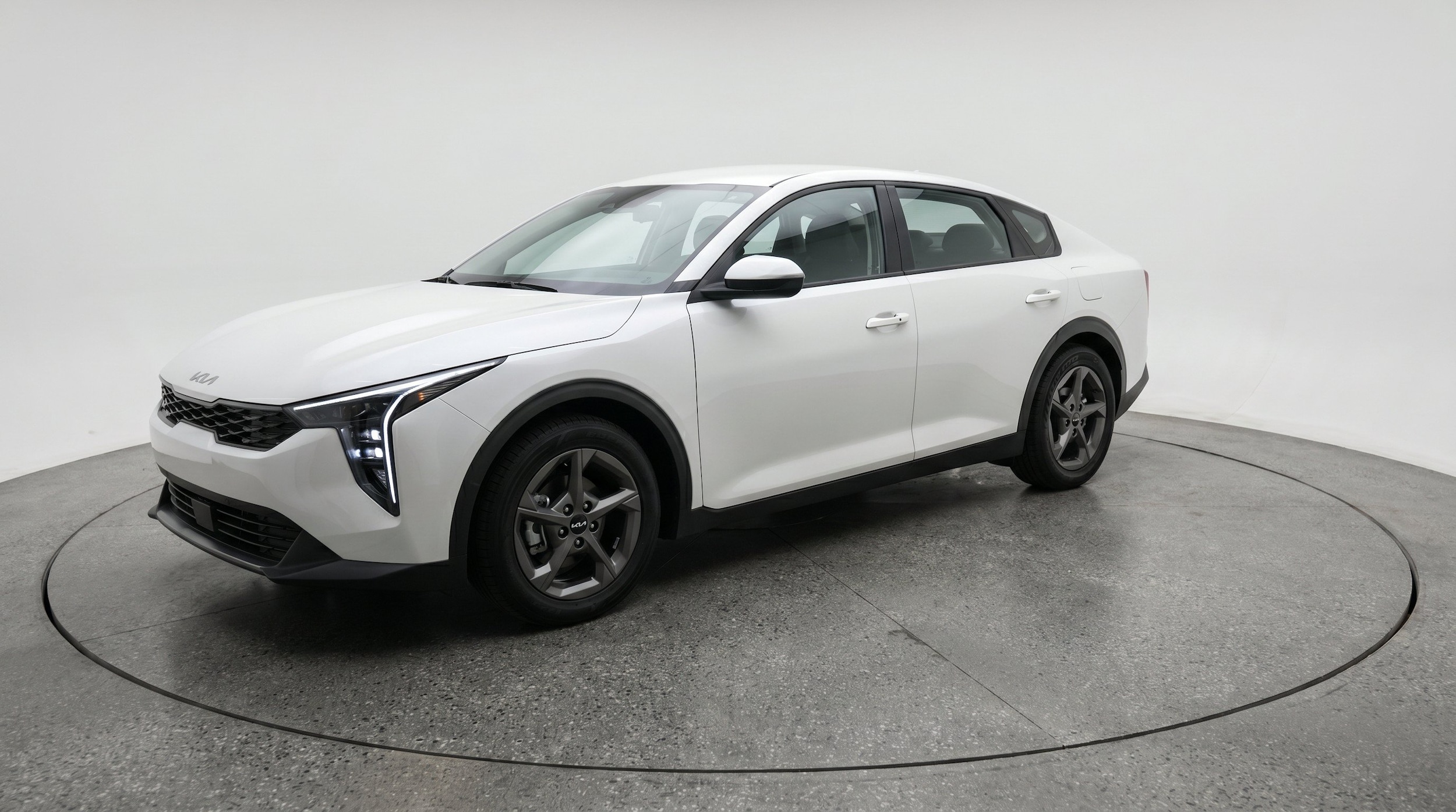 Thumbnail: 2025 Kia K4 - 3