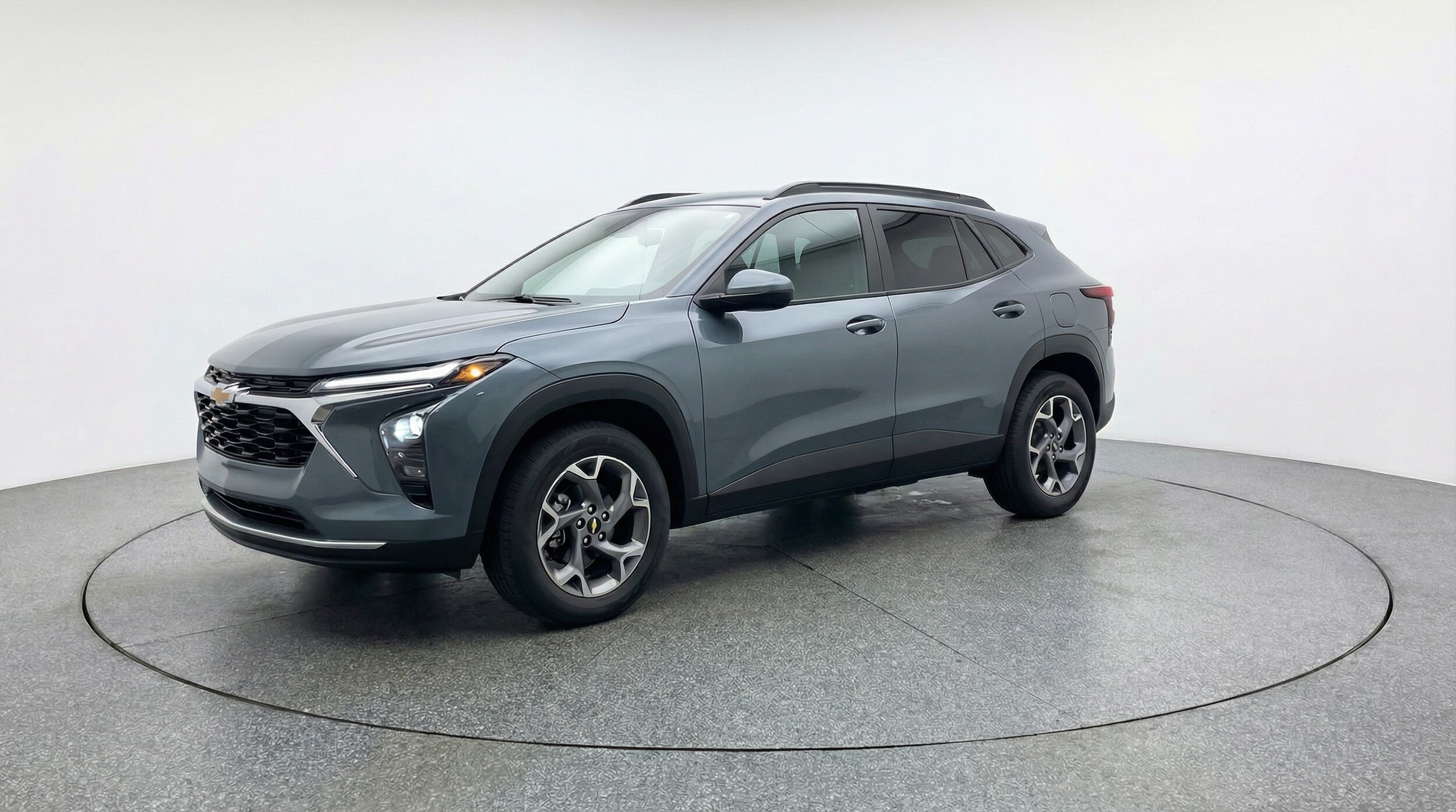 Thumbnail: 2025 Chevrolet Trax - 3