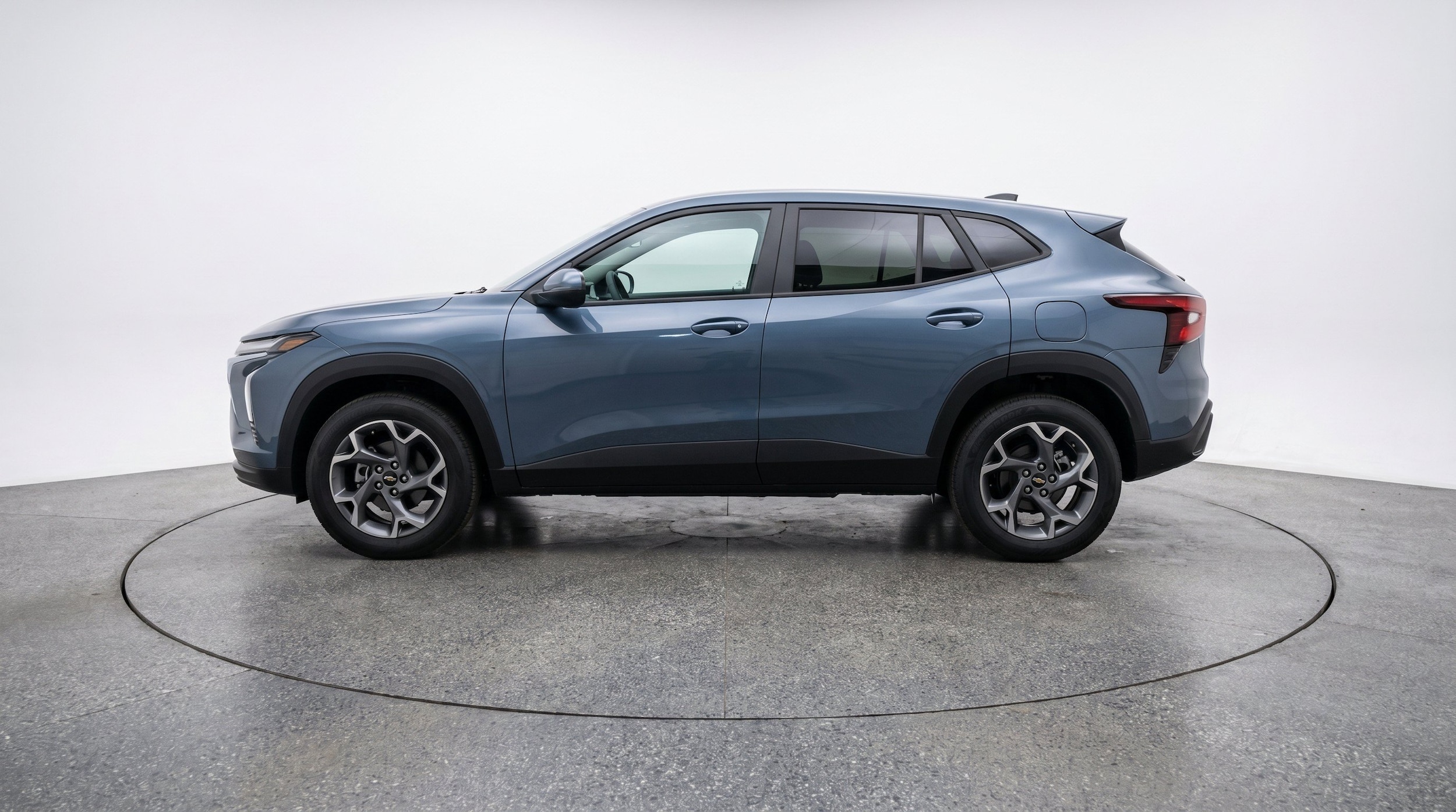 Thumbnail: 2025 Chevrolet Trax - 5