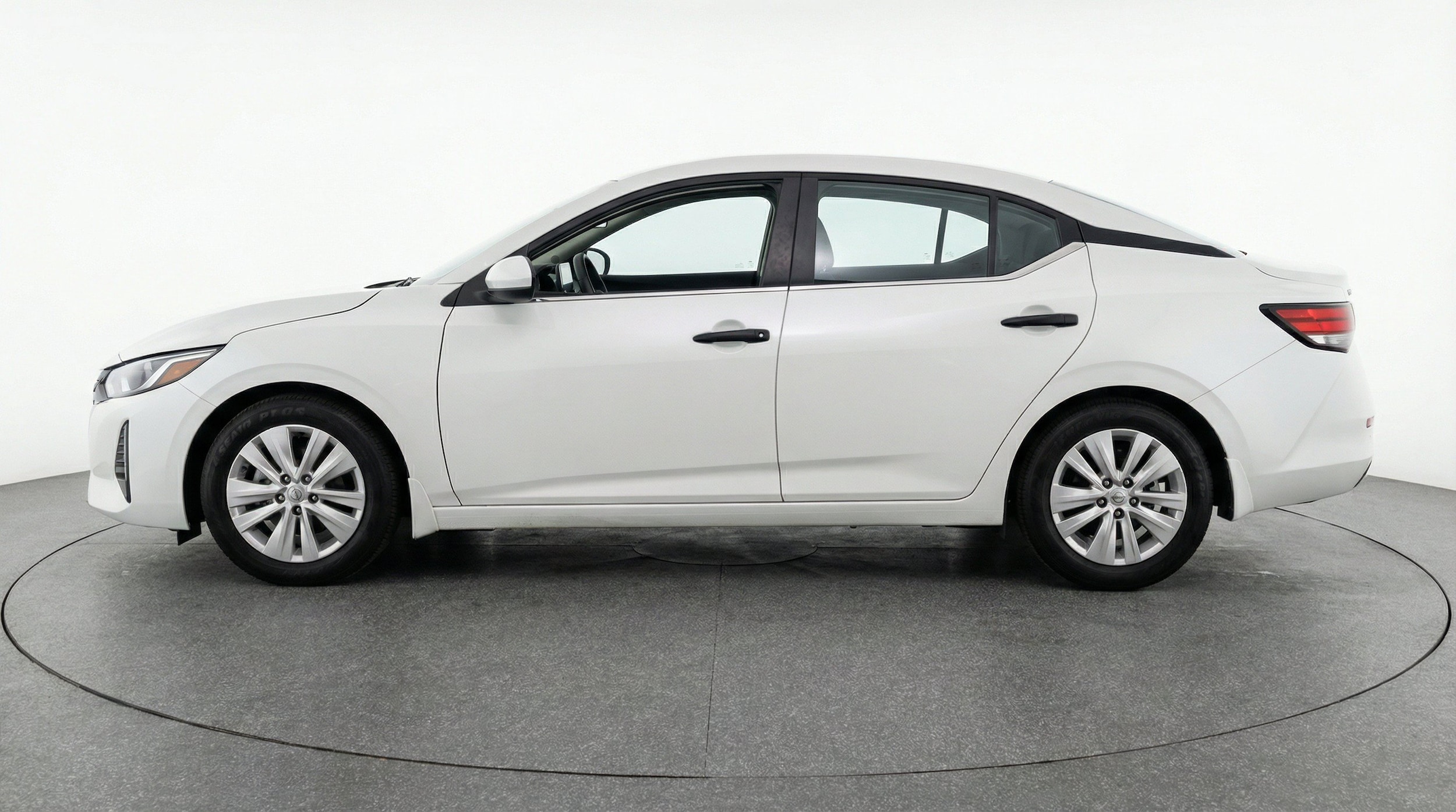 Thumbnail: 2025 Nissan Sentra - 5