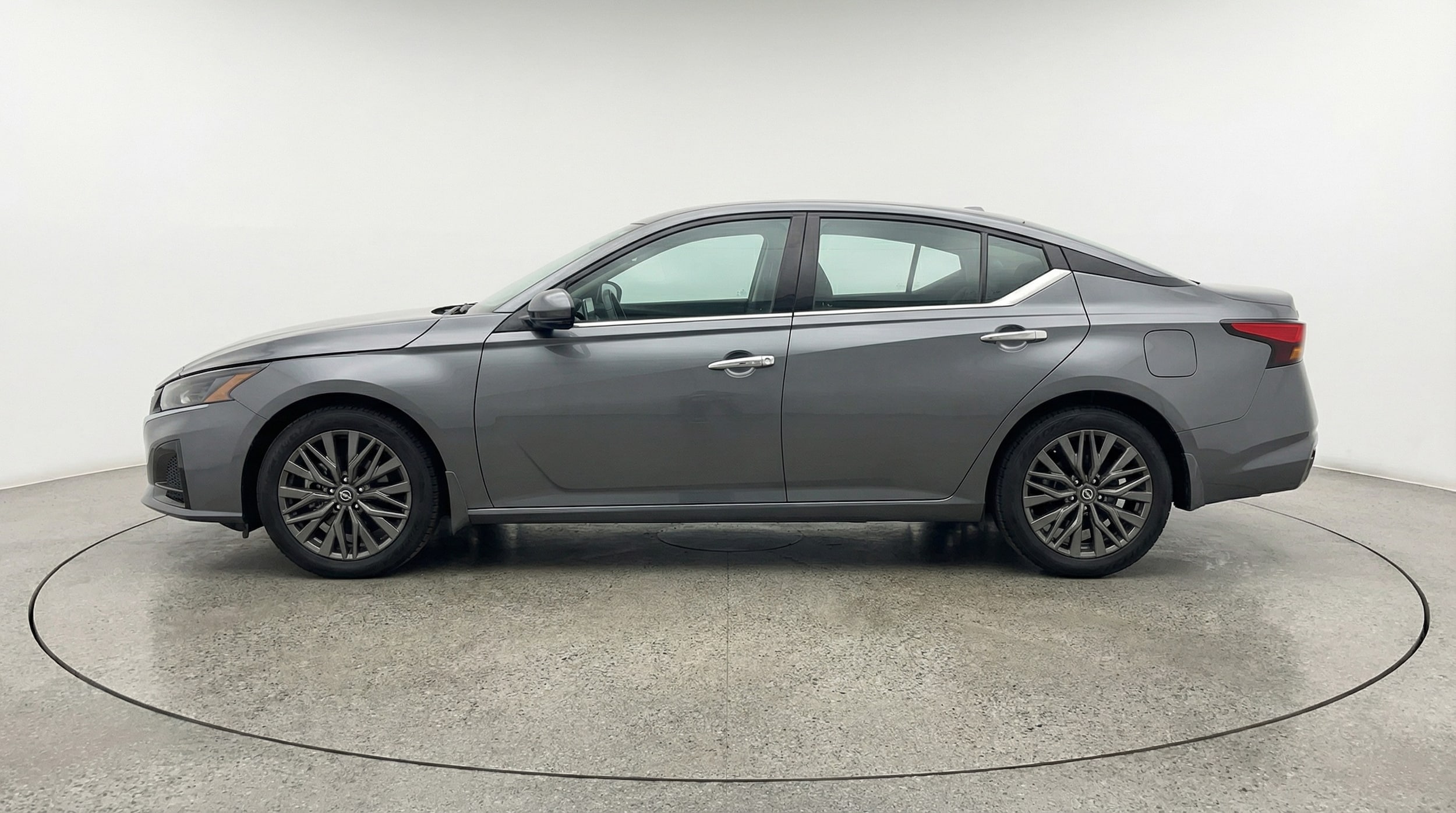 Thumbnail: 2025 Nissan Altima - 4