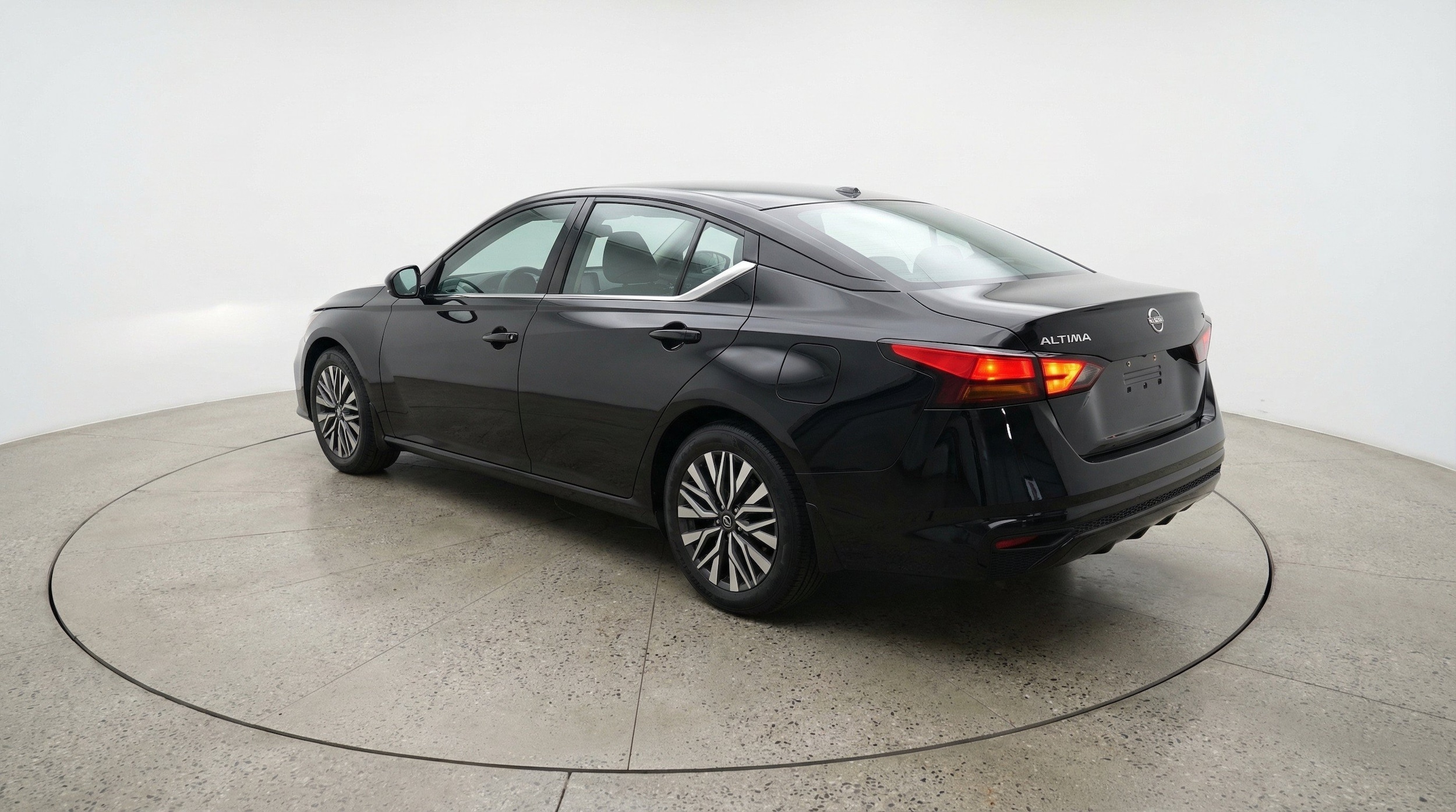 Thumbnail: 2026 Nissan Altima - 6