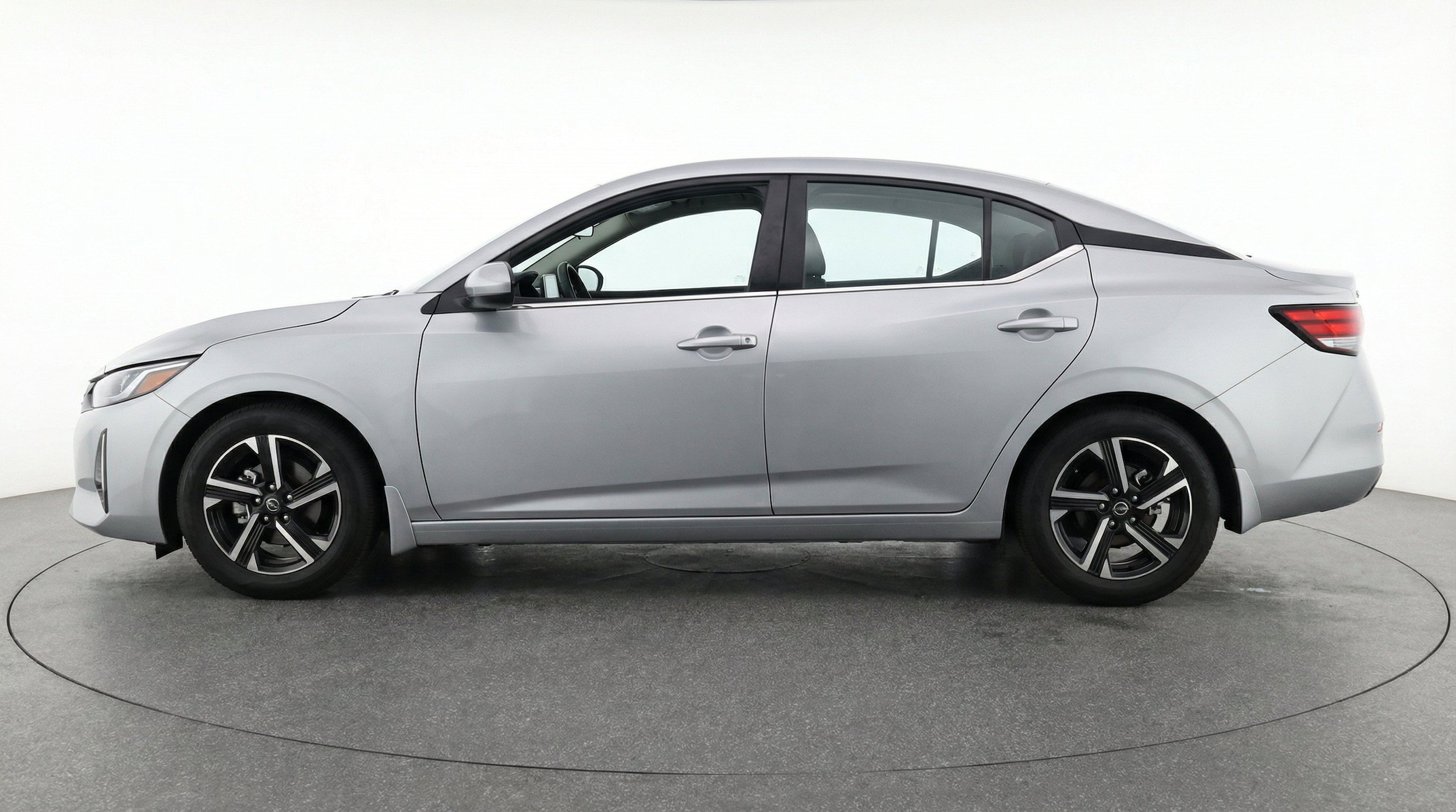 Thumbnail: 2025 Nissan Sentra - 5