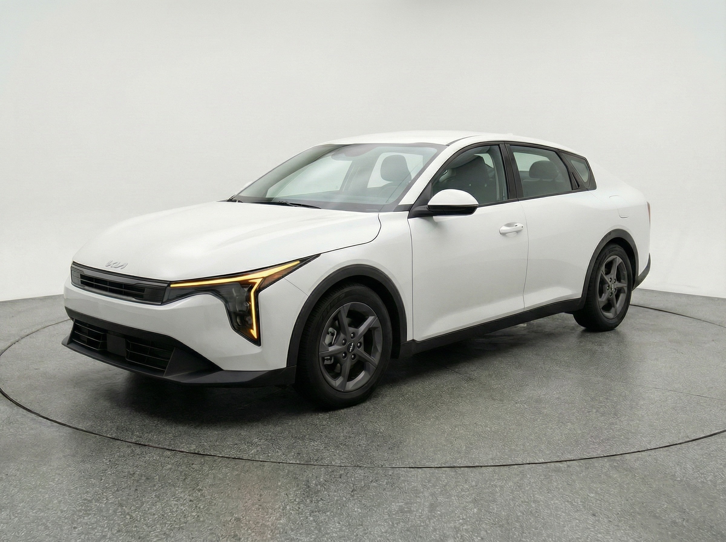 Thumbnail: 2025 Kia K4 - 3