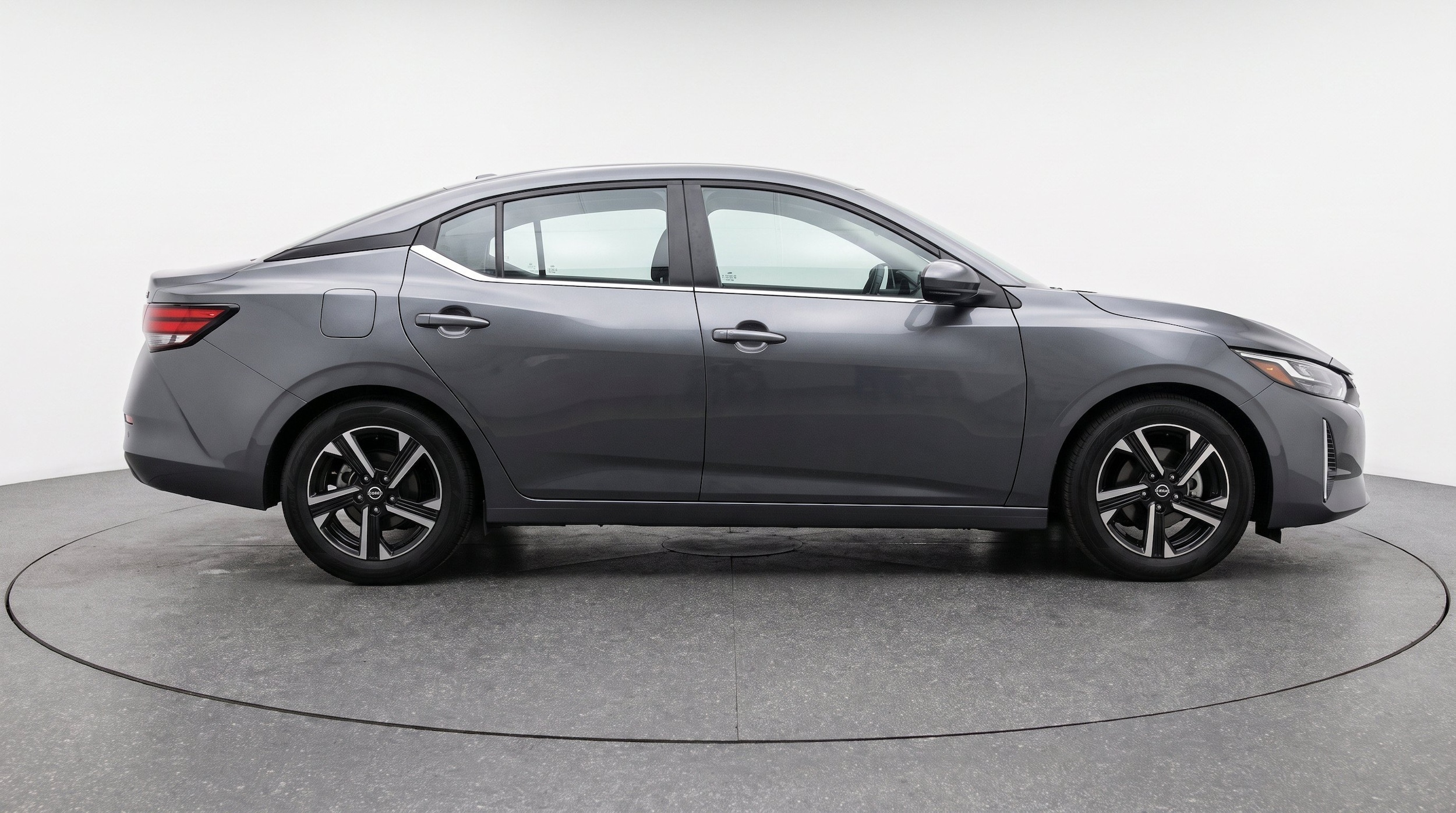 Thumbnail: 2025 Nissan Sentra - 10