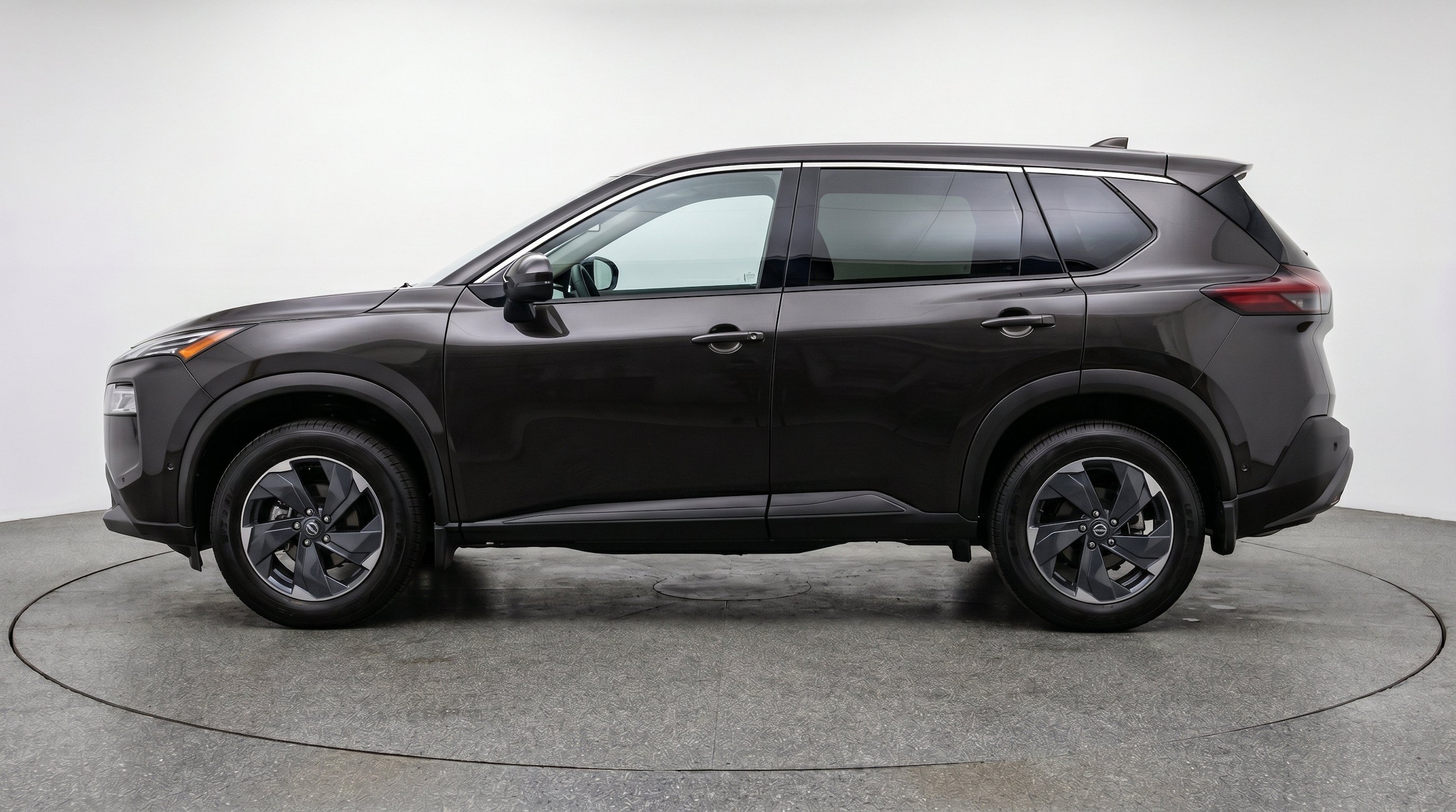 Thumbnail: 2025 Nissan Rogue - 5