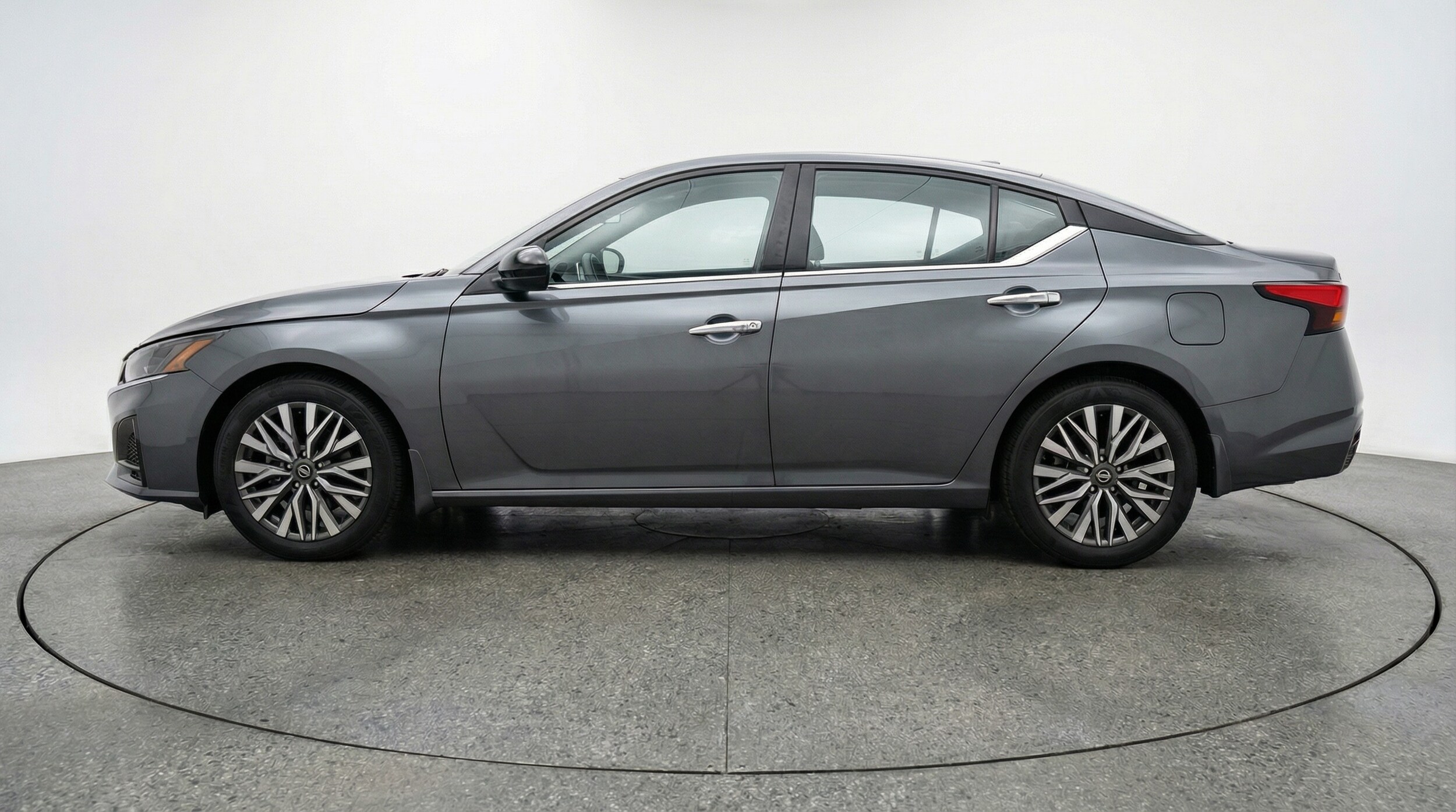 Thumbnail: 2025 Nissan Altima - 4