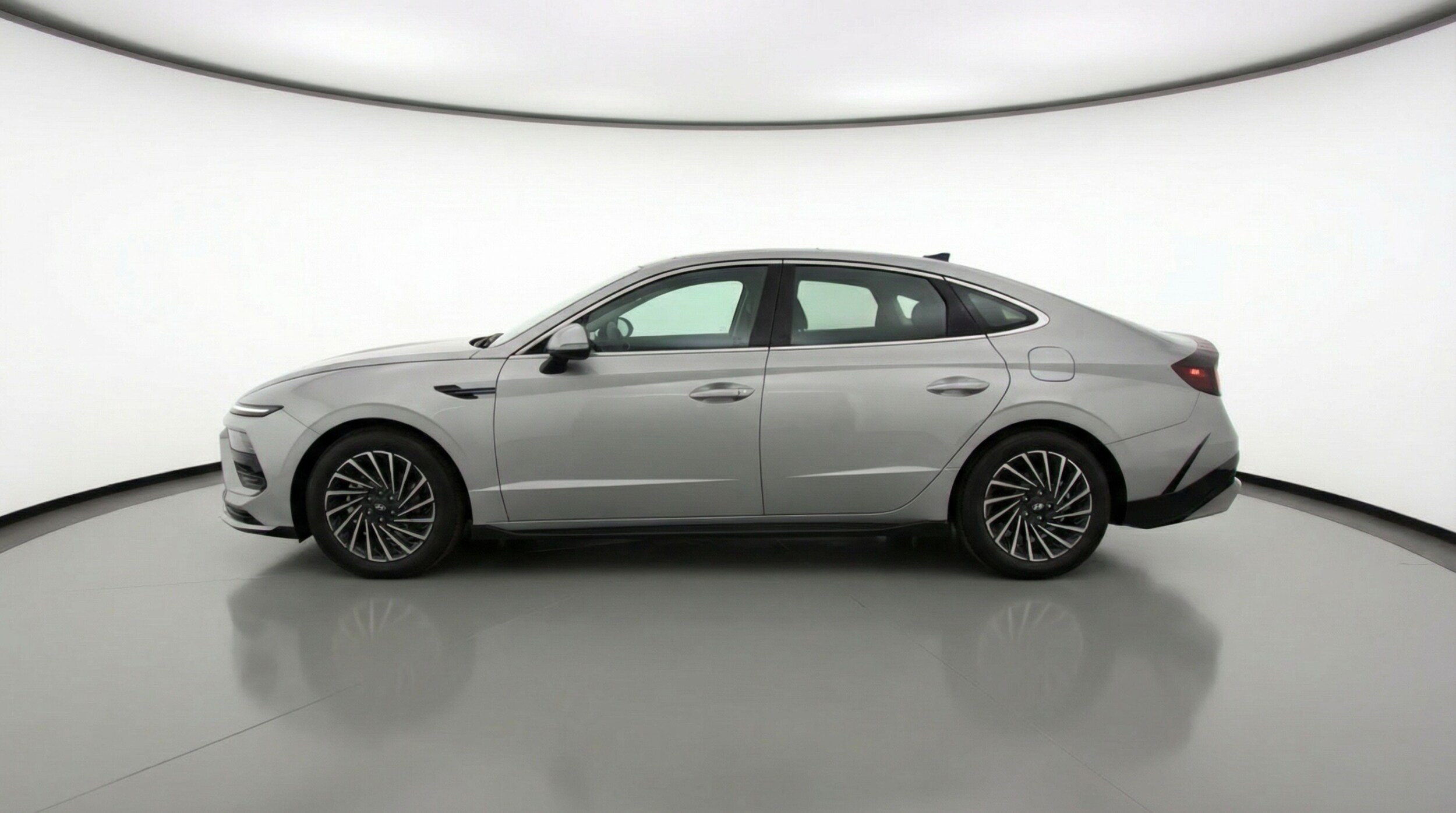 Thumbnail: 2025 Hyundai Sonata - 4