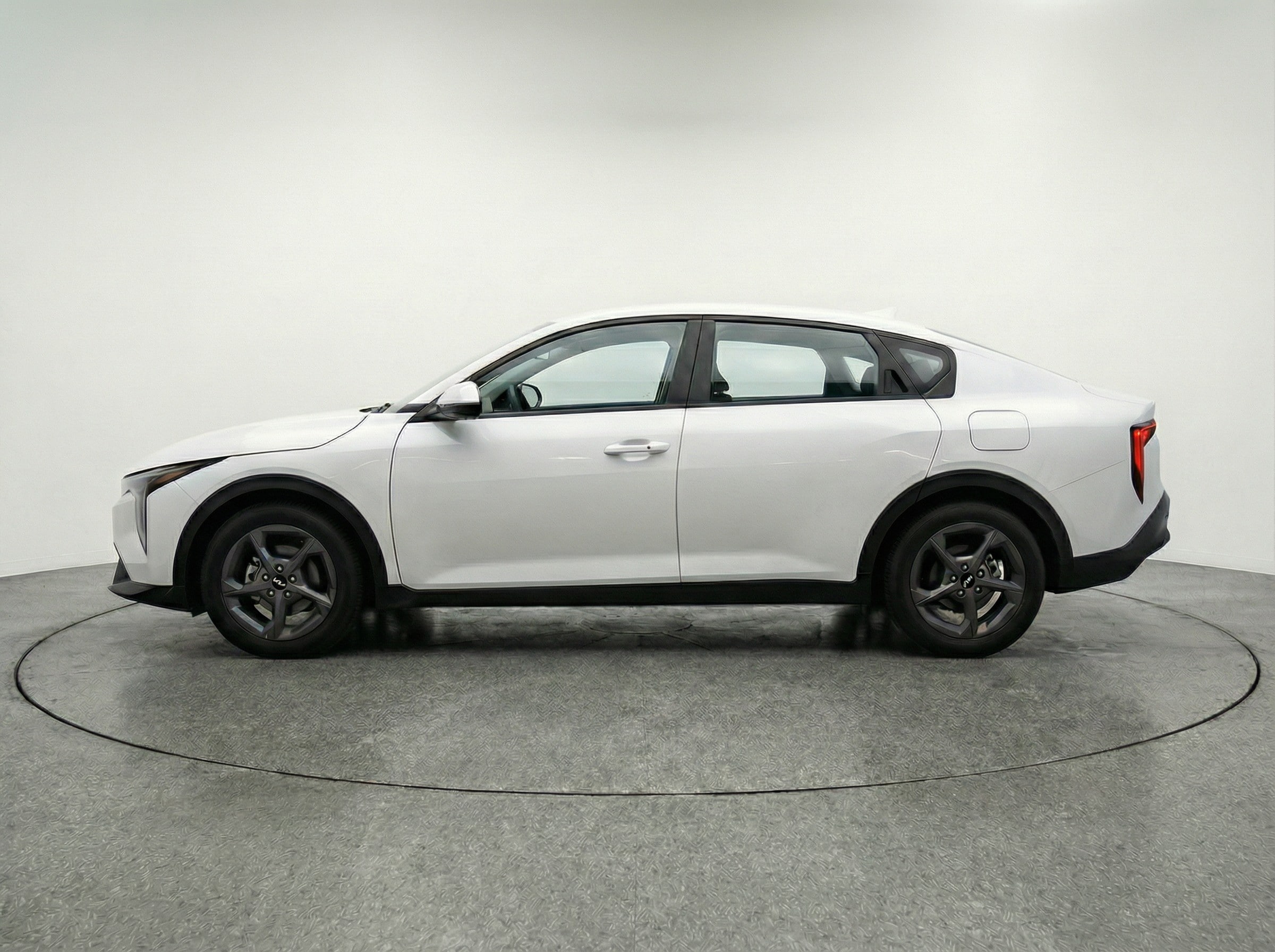 Thumbnail: 2025 Kia K4 - 4