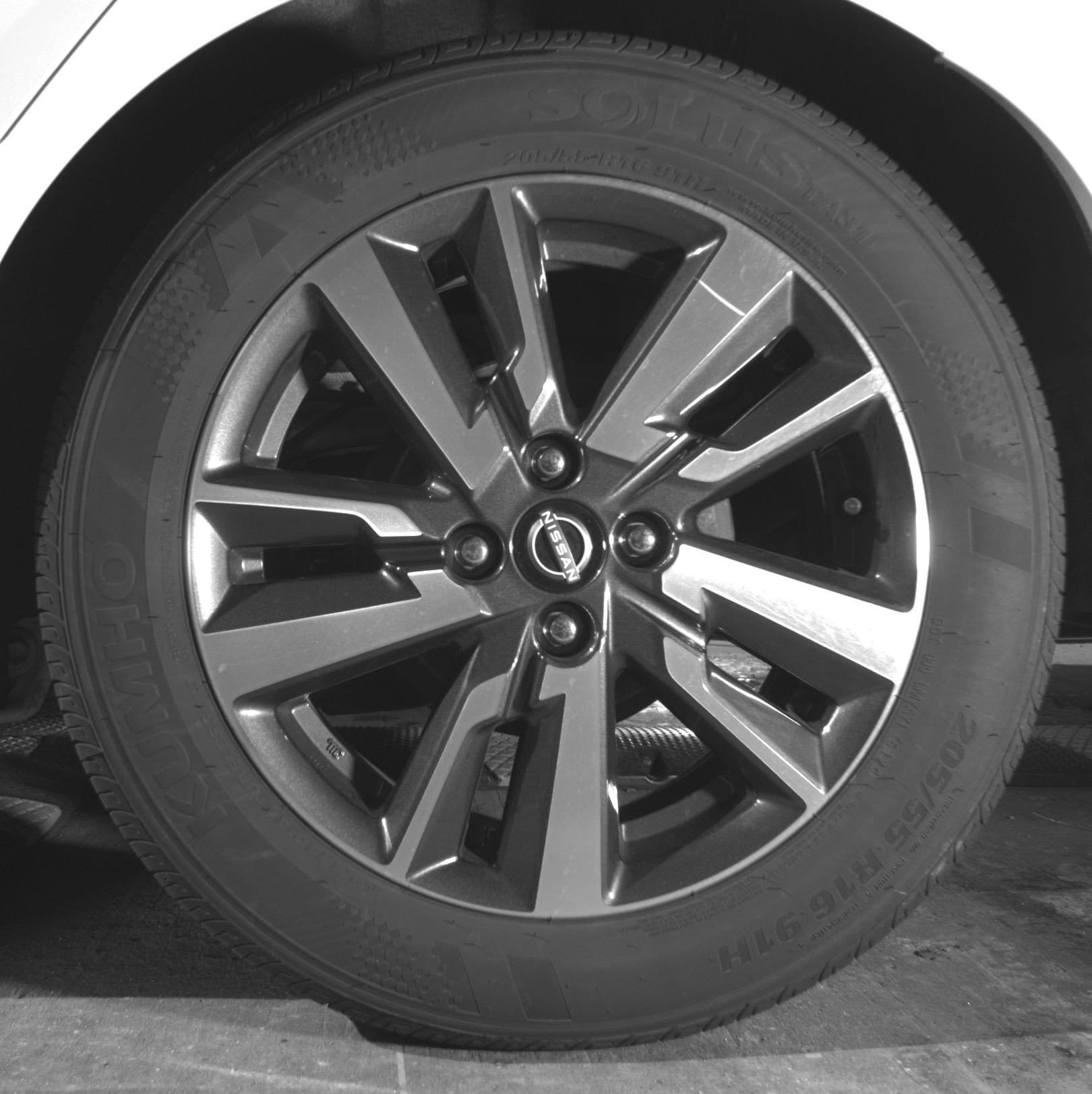 Thumbnail: 2025 Nissan Versa - 14