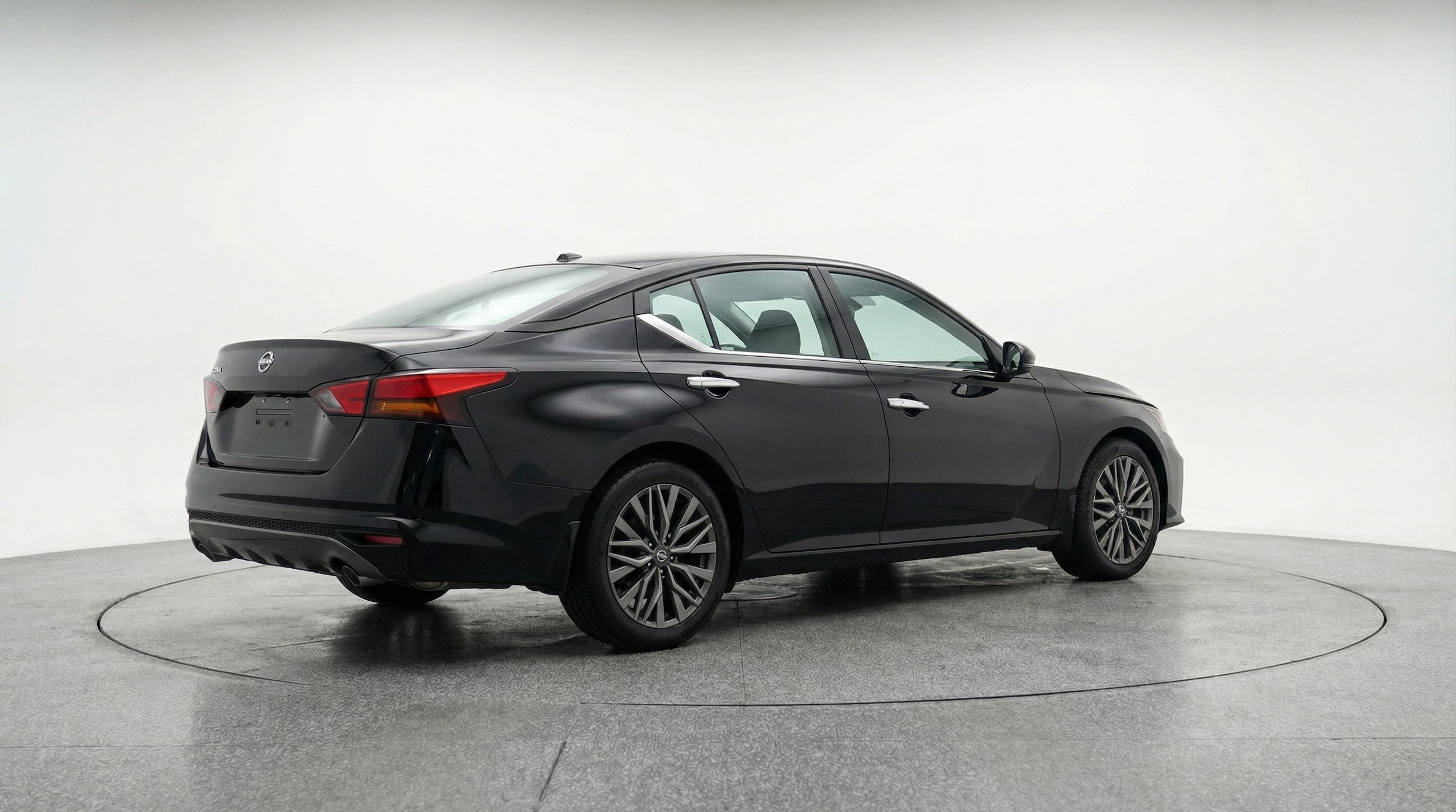 Thumbnail: 2025 Nissan Altima - 7