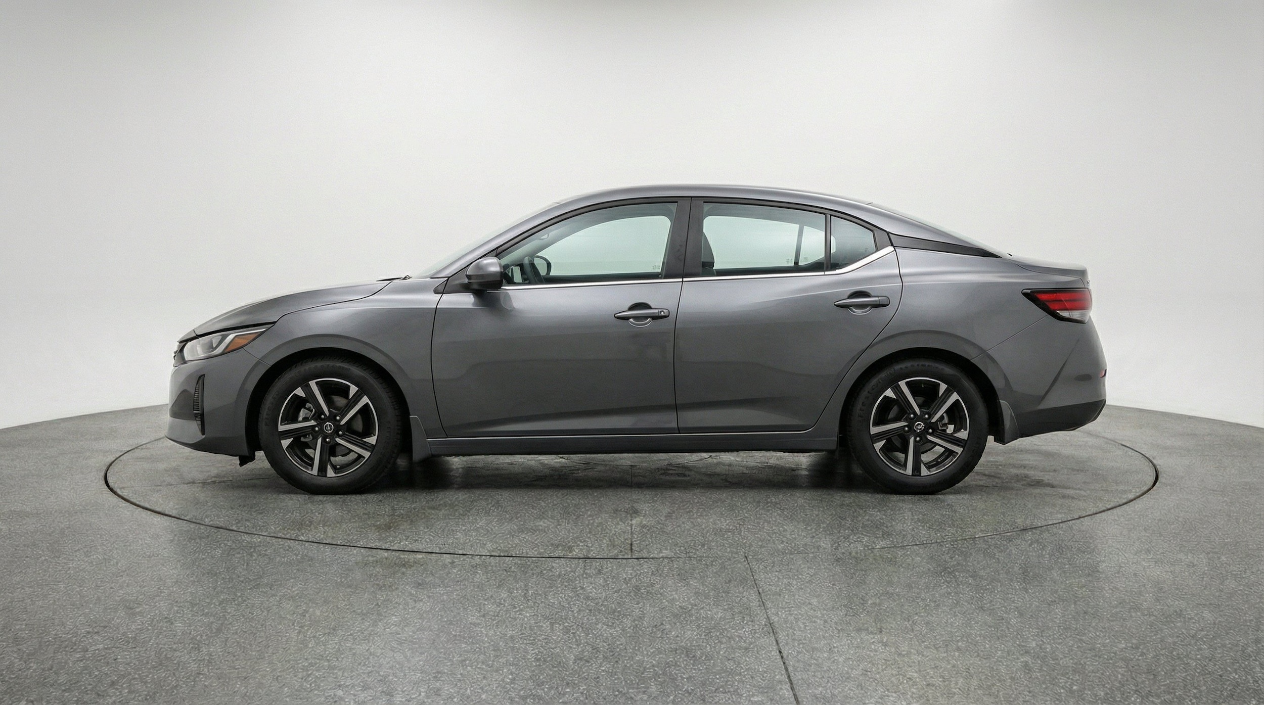 Thumbnail: 2025 Nissan Sentra - 5