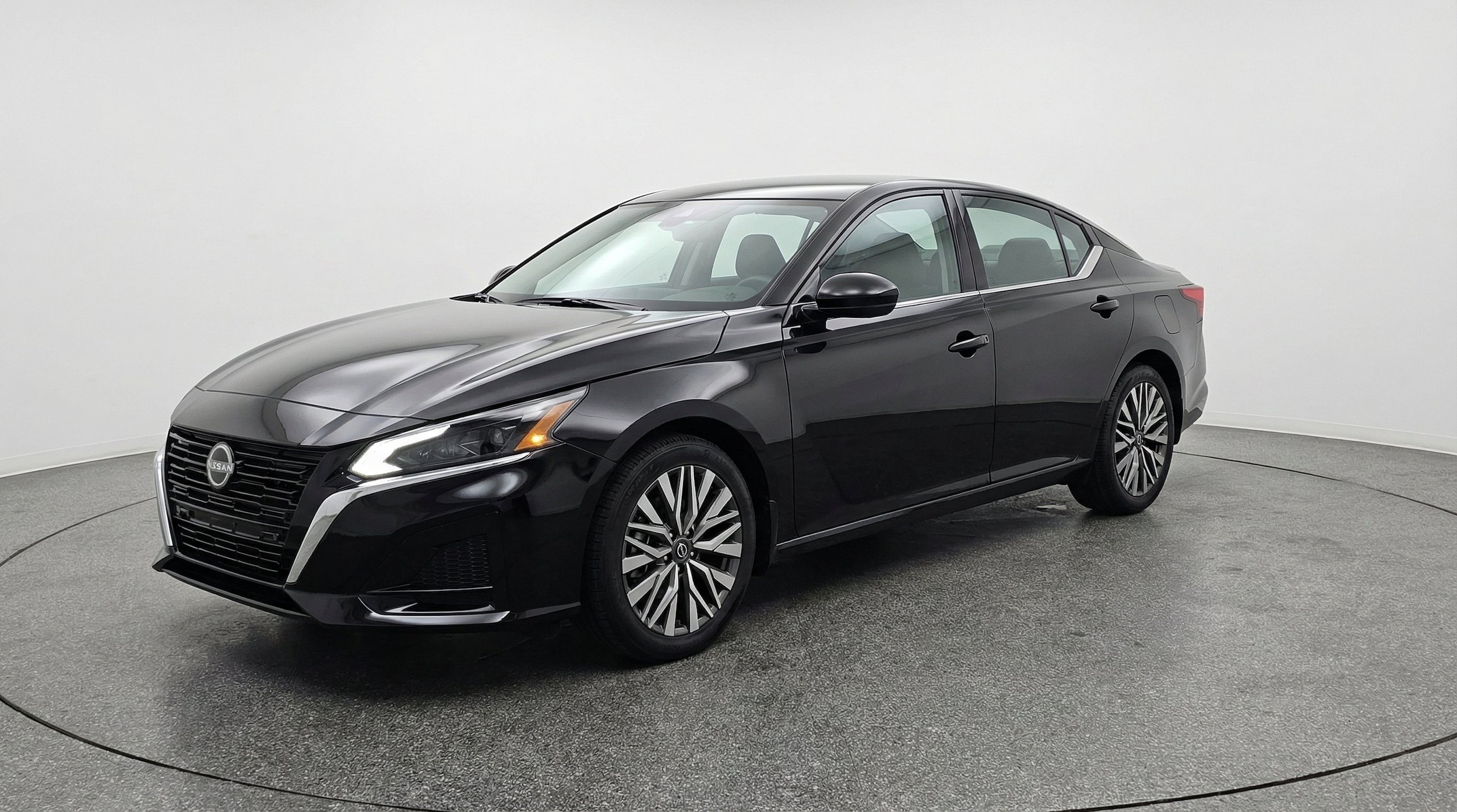 Thumbnail: 2026 Nissan Altima - 3