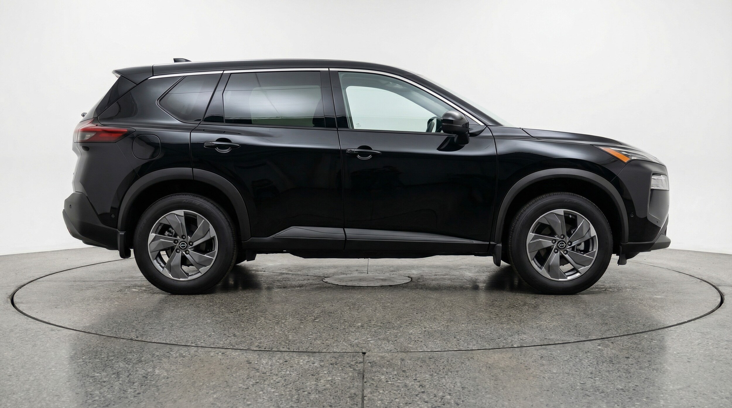 Thumbnail: 2025 Nissan Rogue - 8