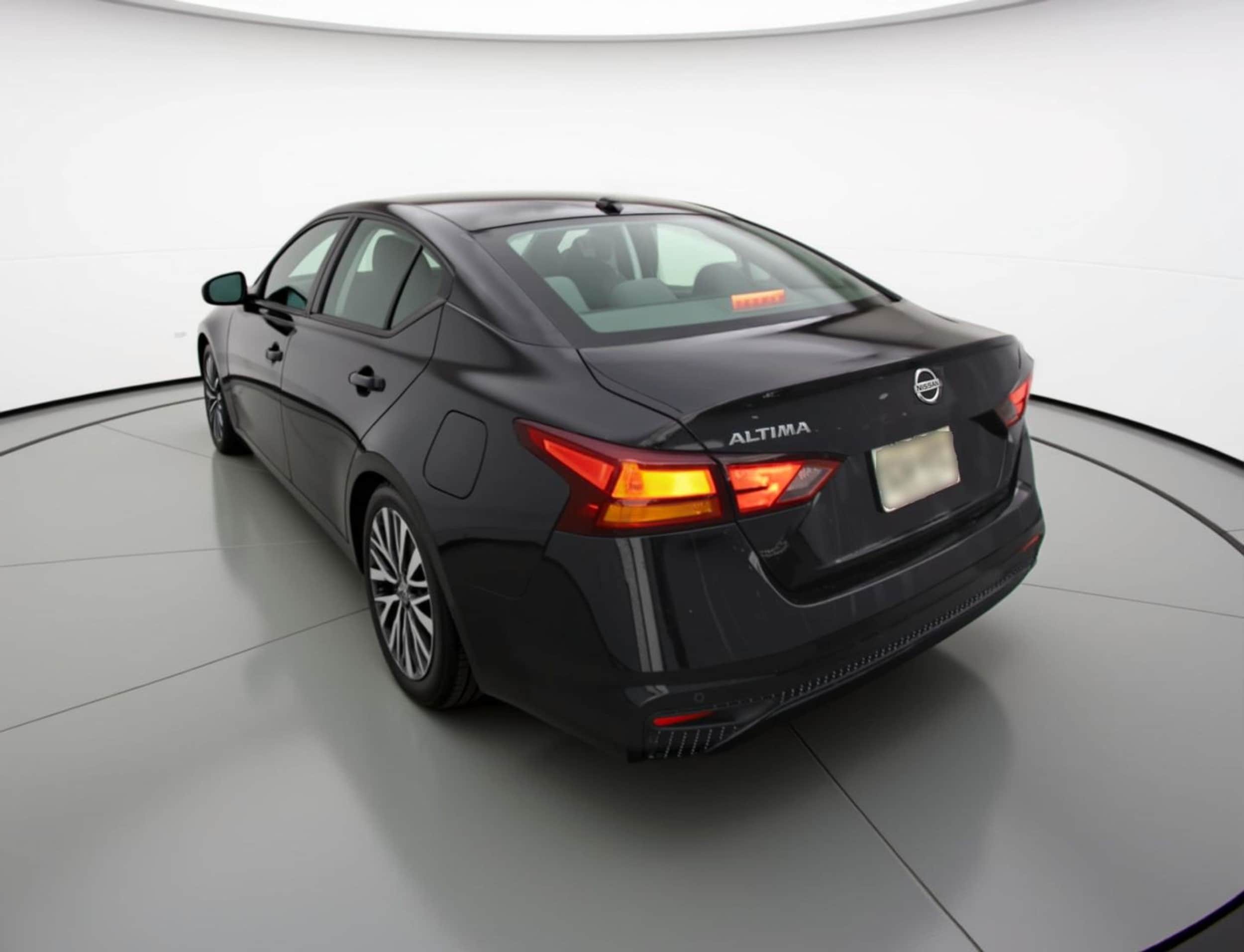 Thumbnail: 2025 Nissan Altima - 5