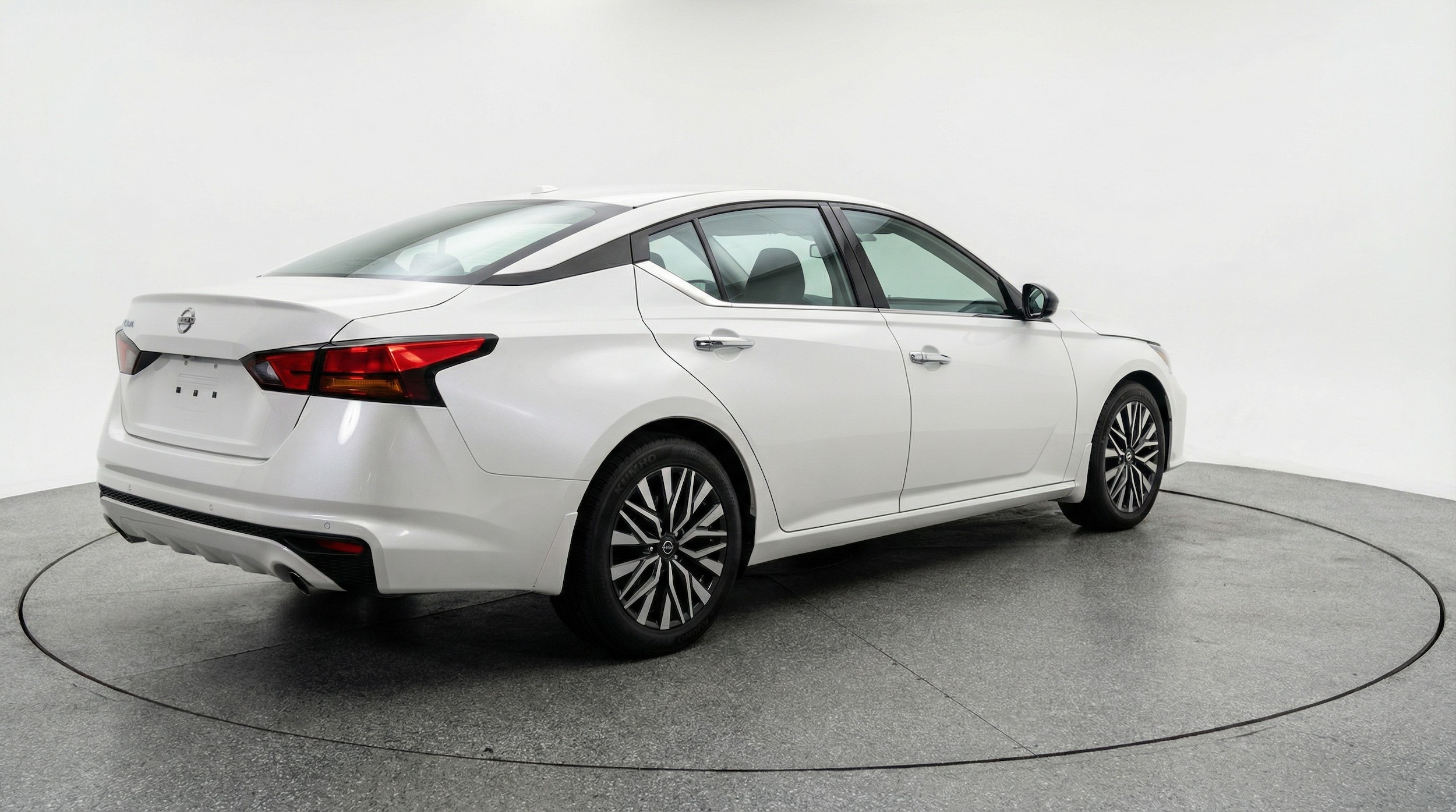 Thumbnail: 2025 Nissan Altima - 7