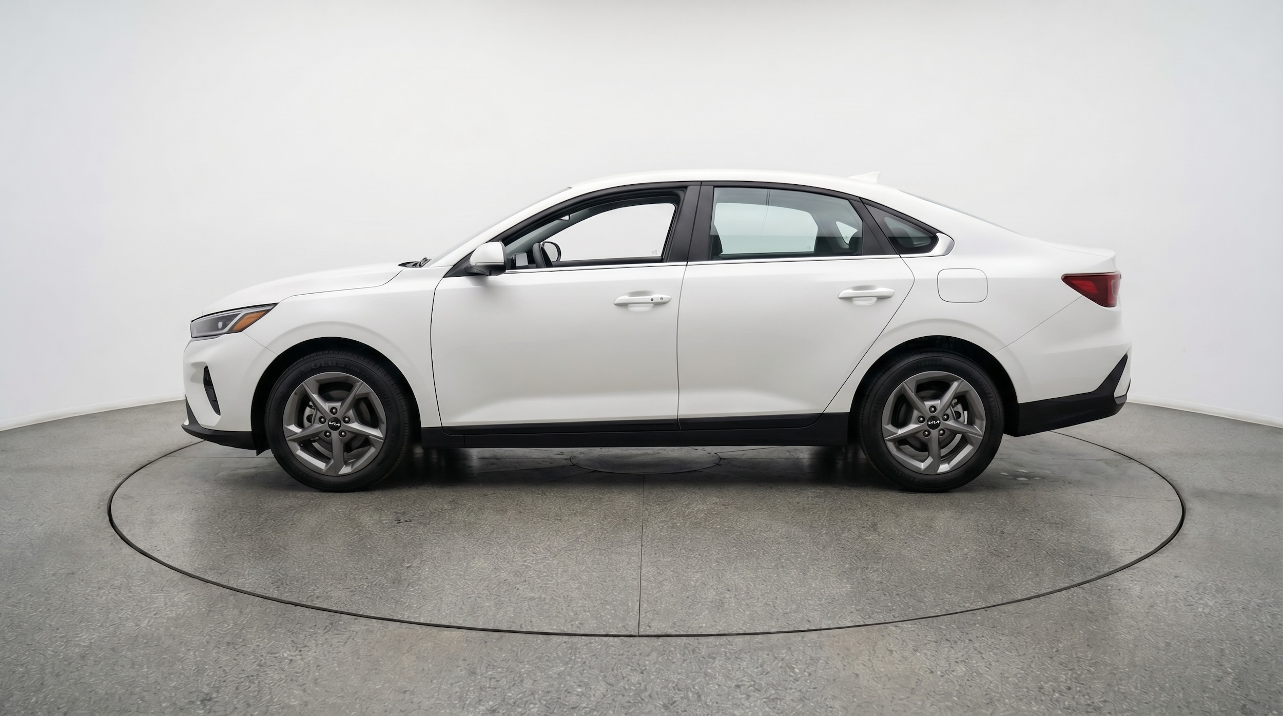 Thumbnail: 2025 Kia K4 - 4