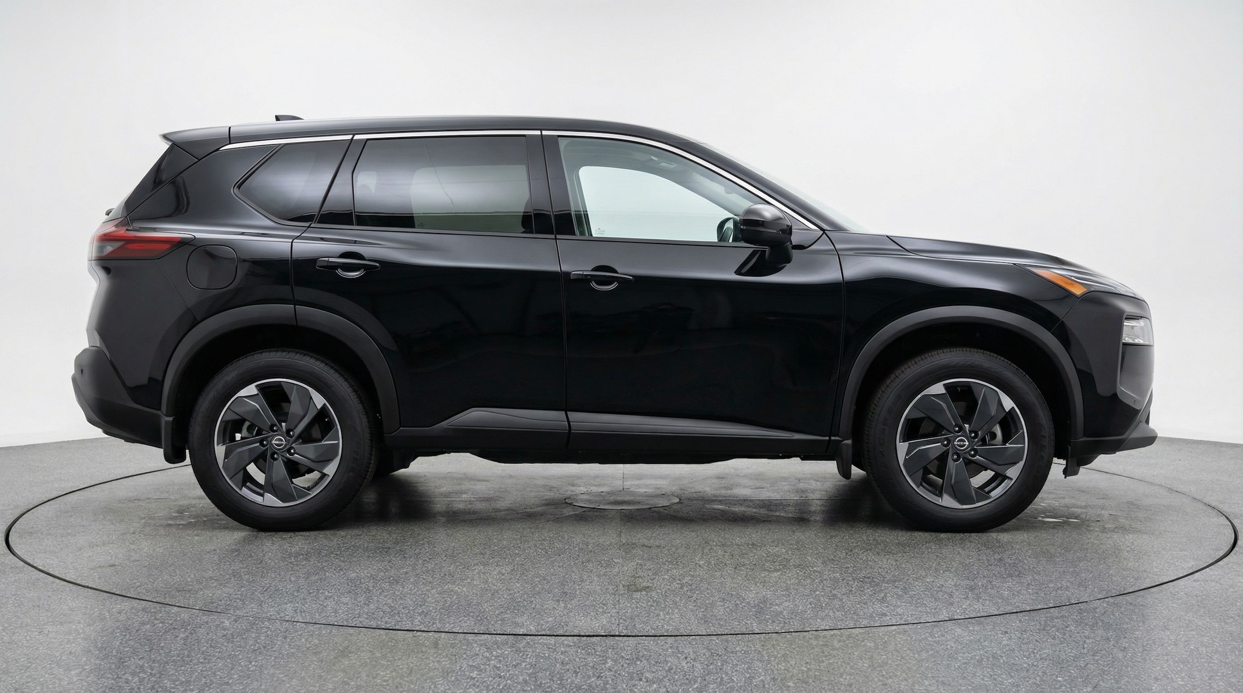 Thumbnail: 2025 Nissan Rogue - 8