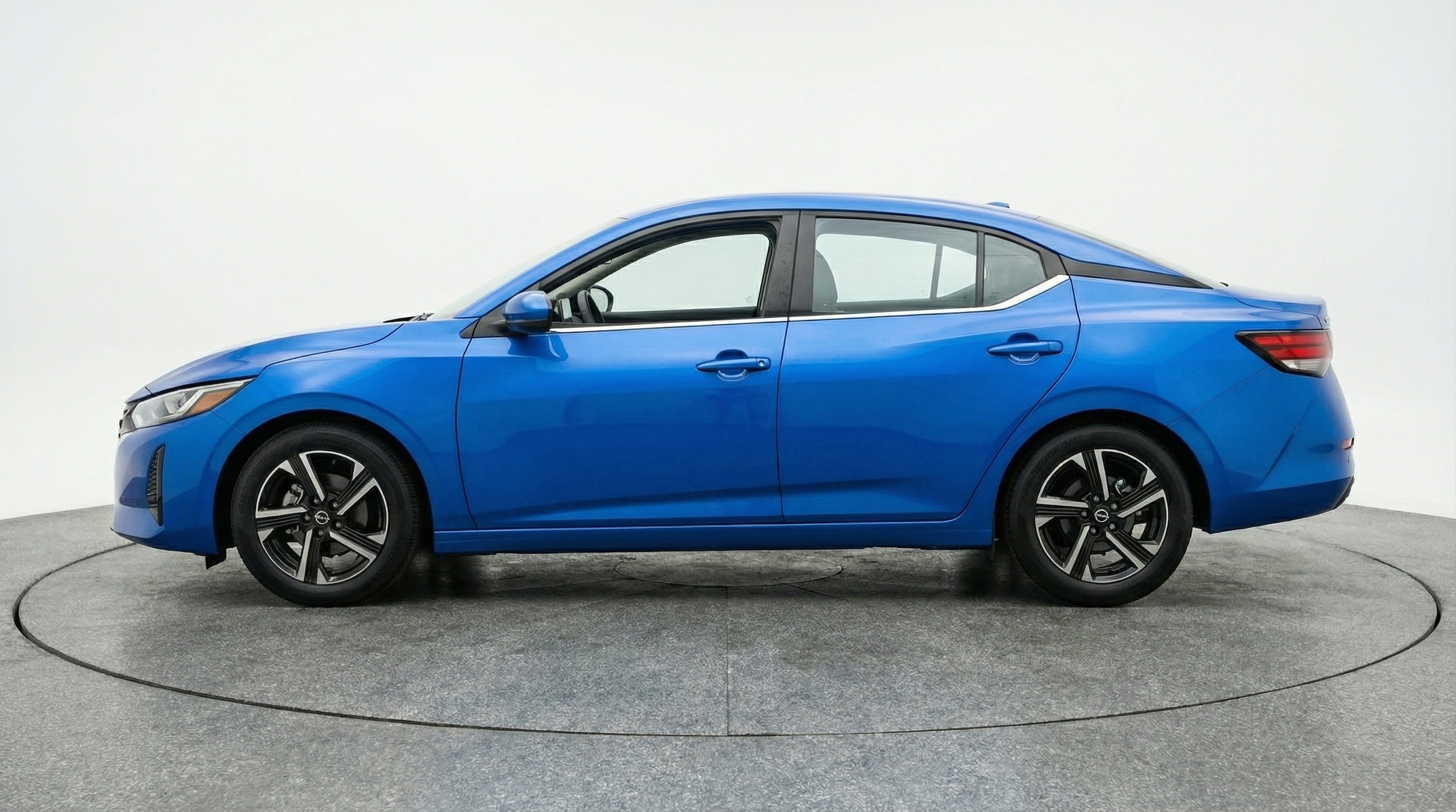 Thumbnail: 2025 Nissan Sentra - 5