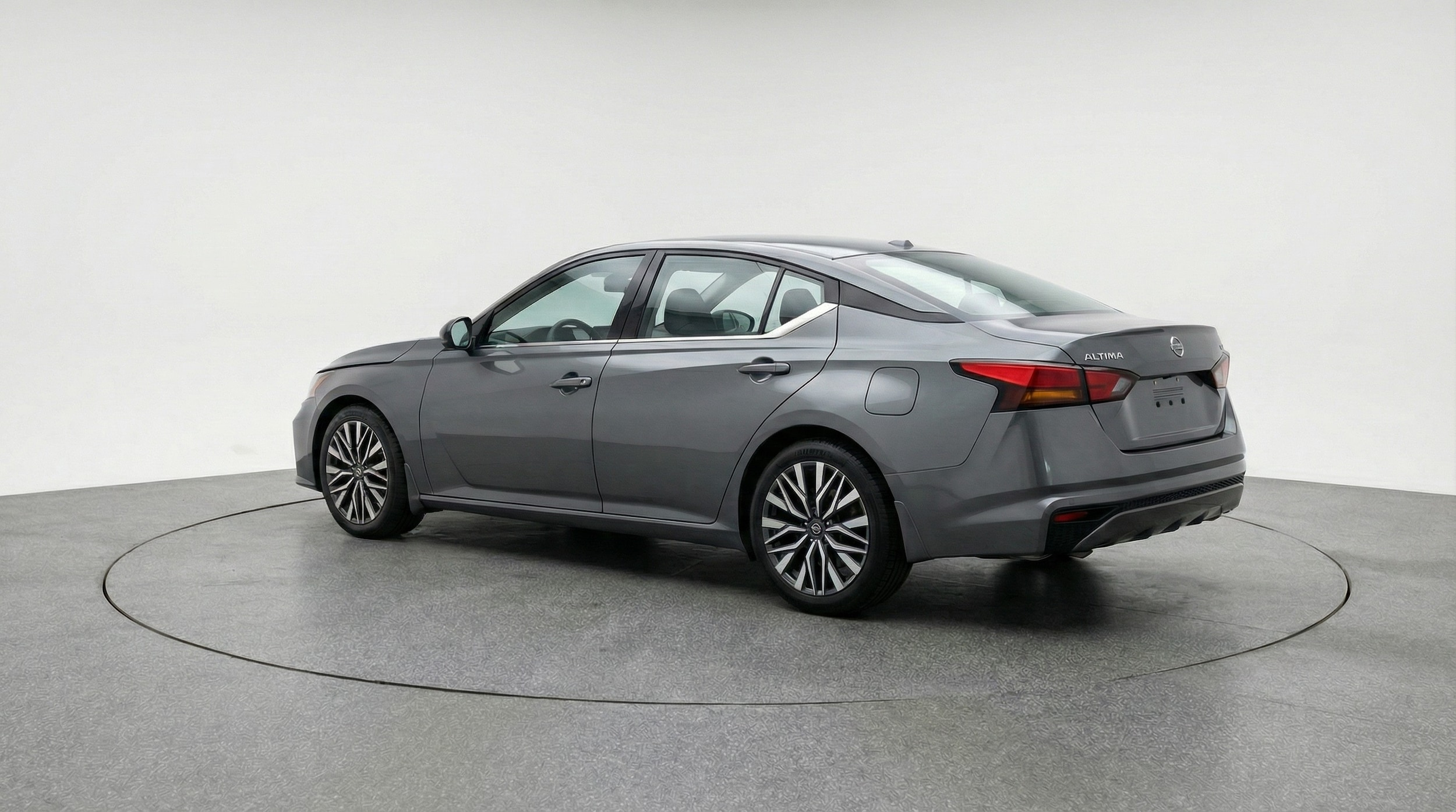 Thumbnail: 2025 Nissan Altima - 5